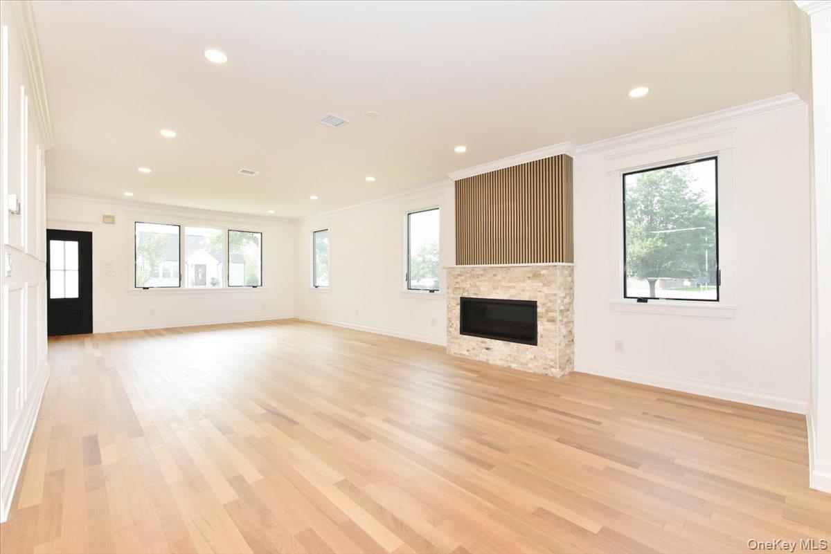 147 Norman Street, New Hyde Park, NY 11040