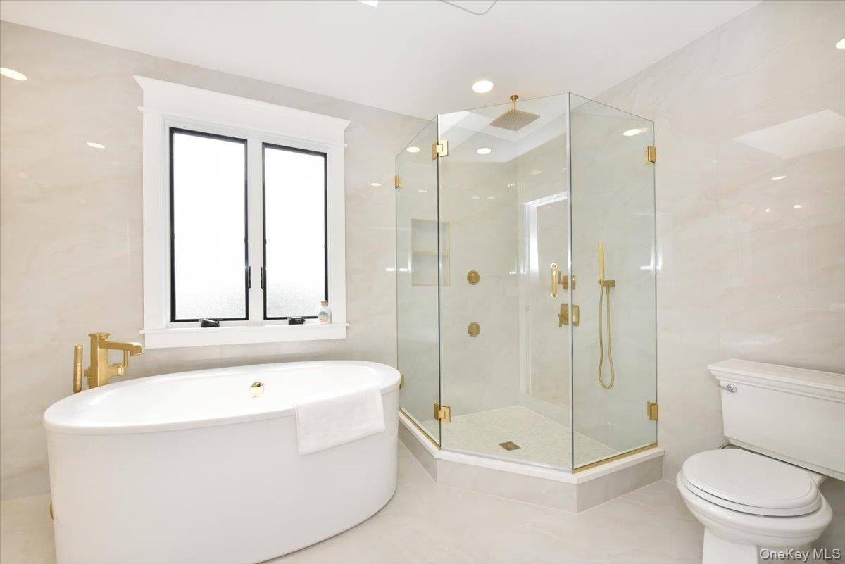 147 Norman Street, New Hyde Park, NY 11040