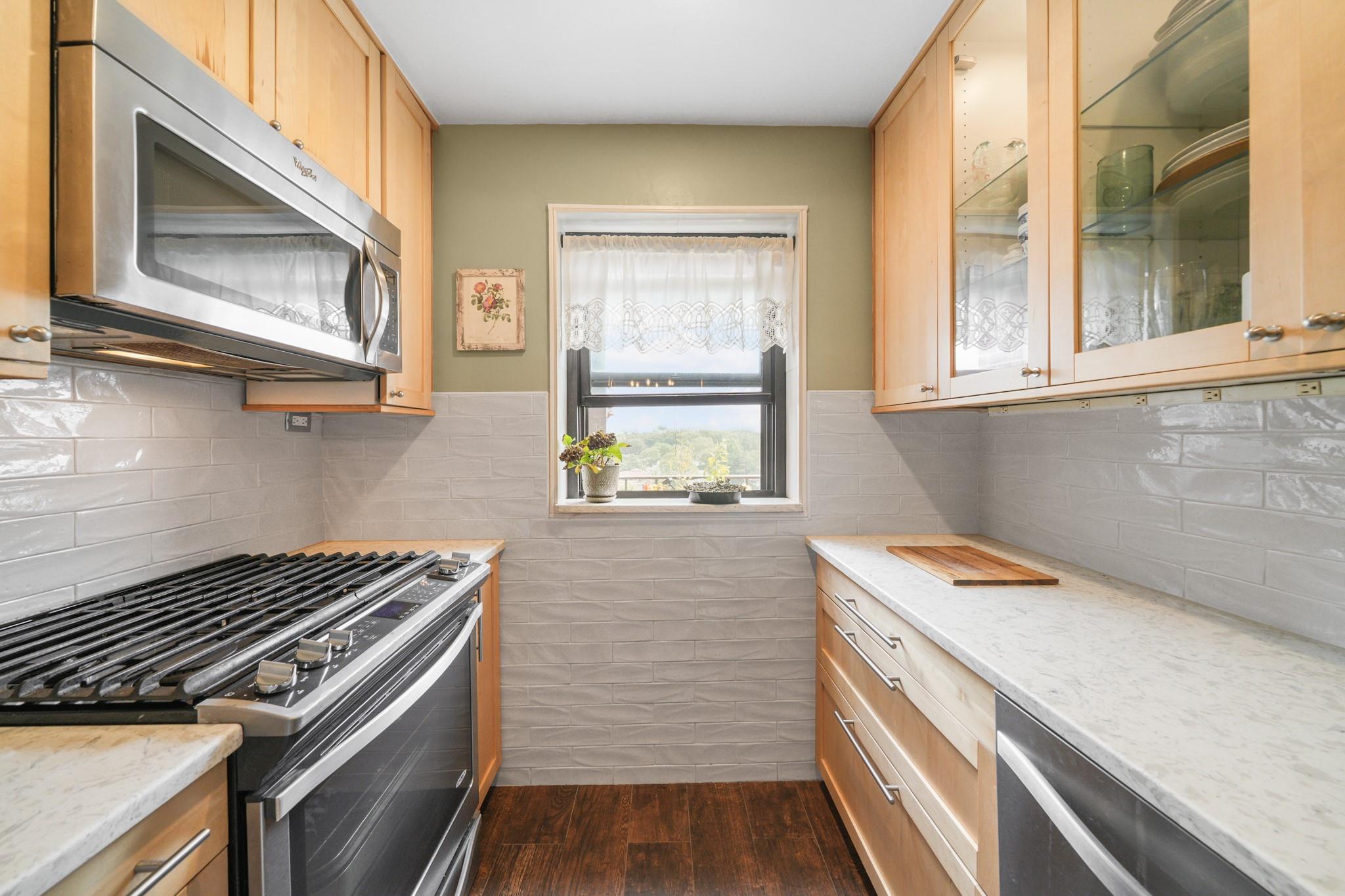 266 Pelham Road # 6J, New Rochelle, NY 10805