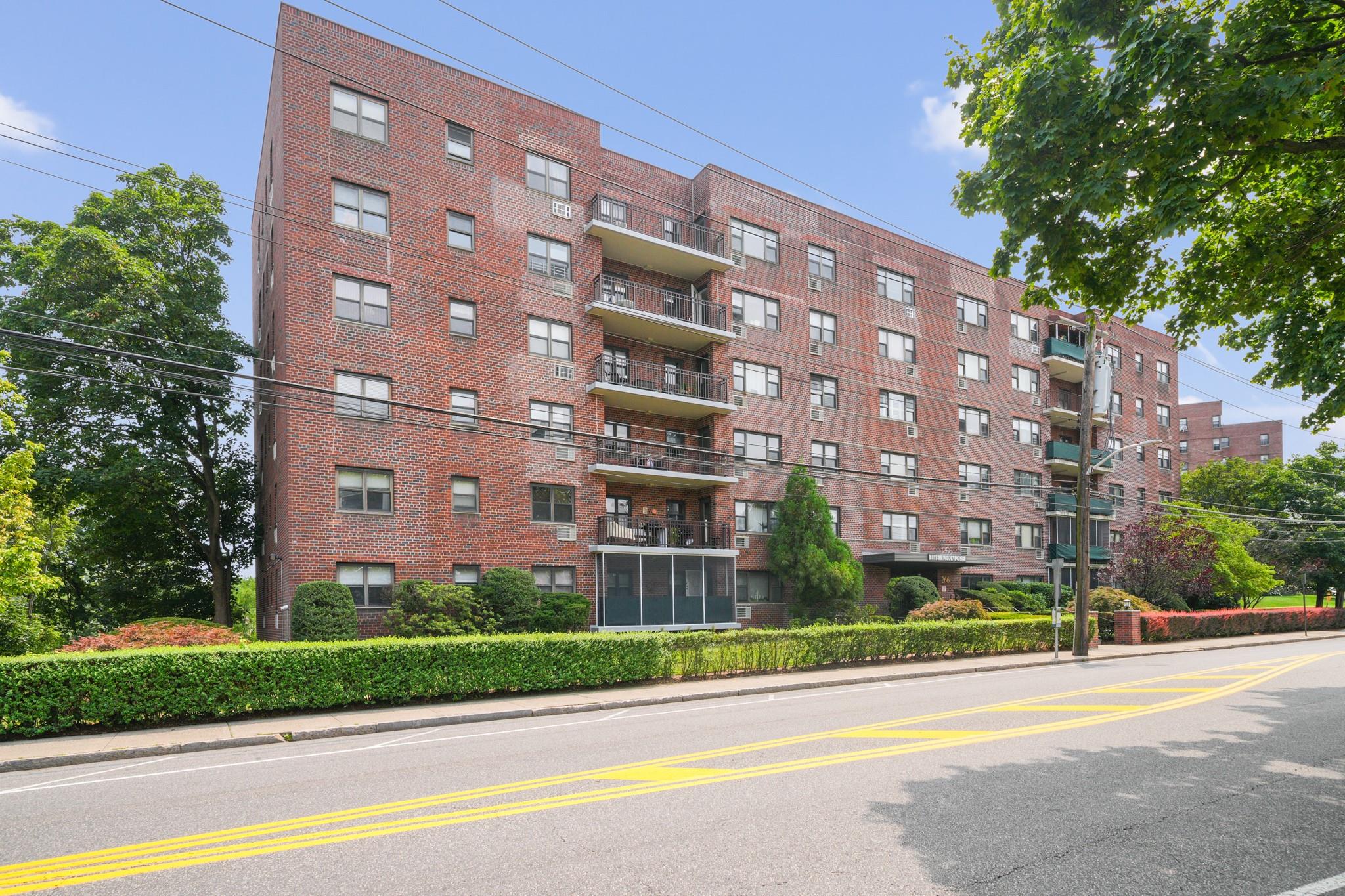 266 Pelham Road # 6J, New Rochelle, NY 10805
