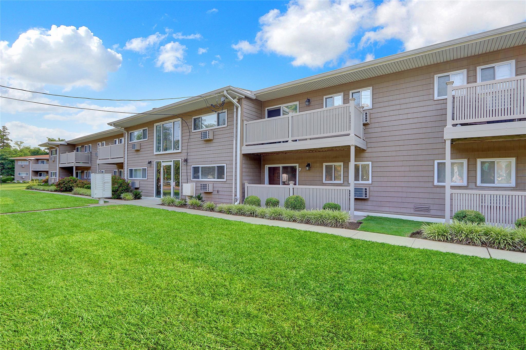 365 Route 111 # Unit C-4, Smithtown, NY 11787