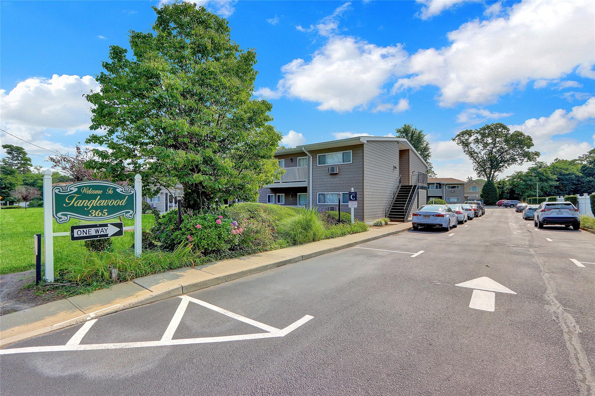 365 Route 111 # Unit C-4, Smithtown, NY 11787