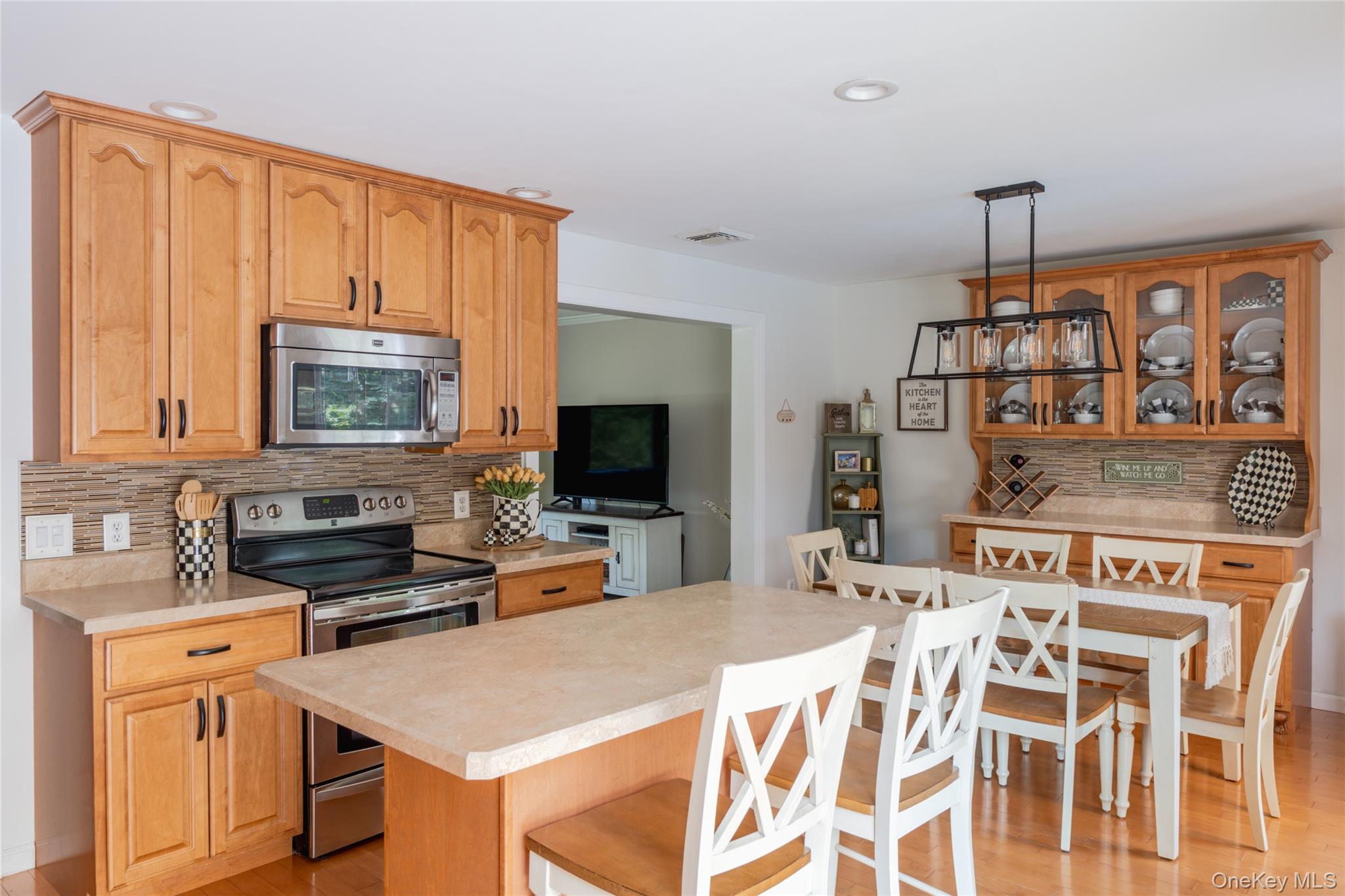 71 Duck Pond Road, Stone Ridge, NY 12484