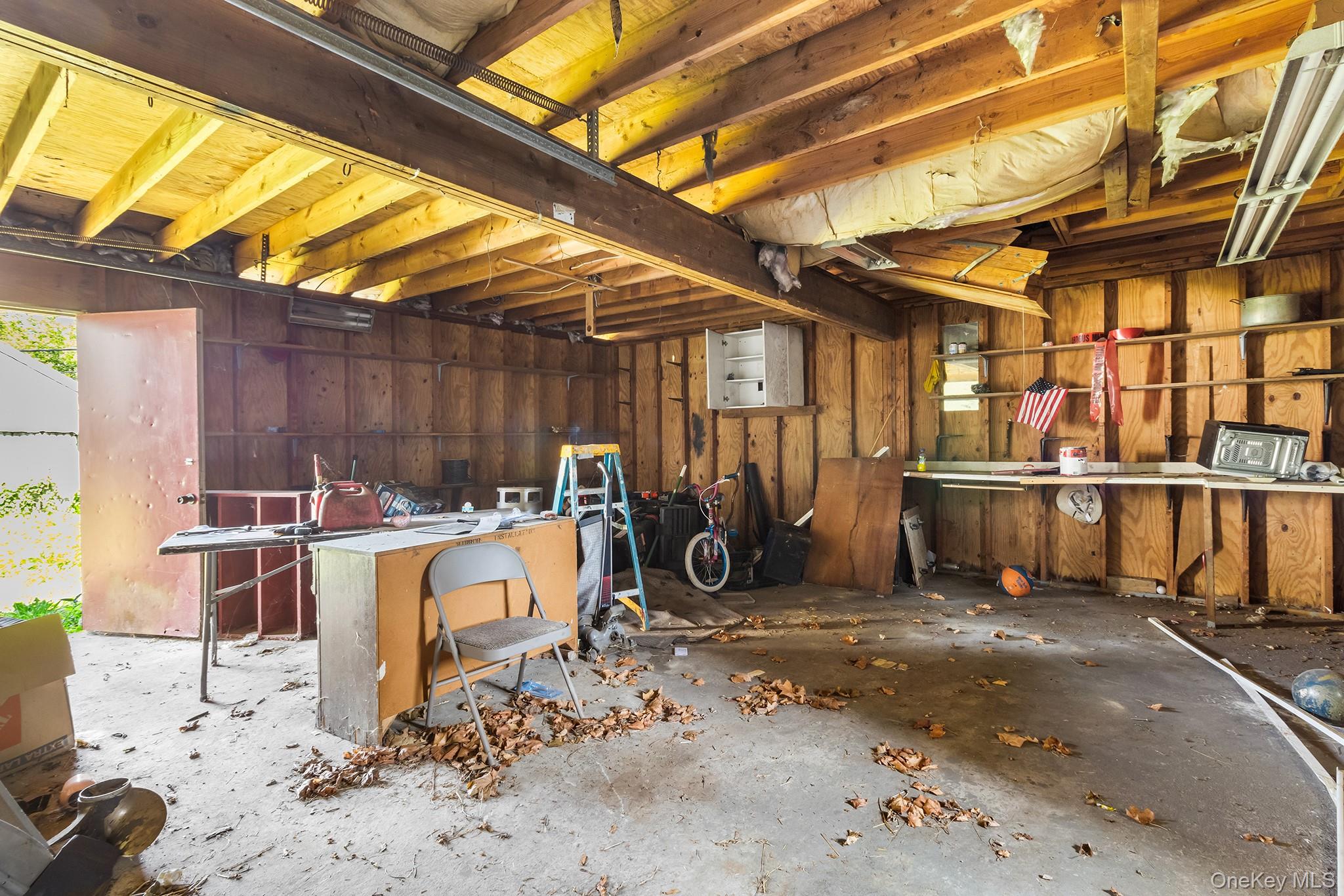 59 Irish Lane, East Islip, NY 11730