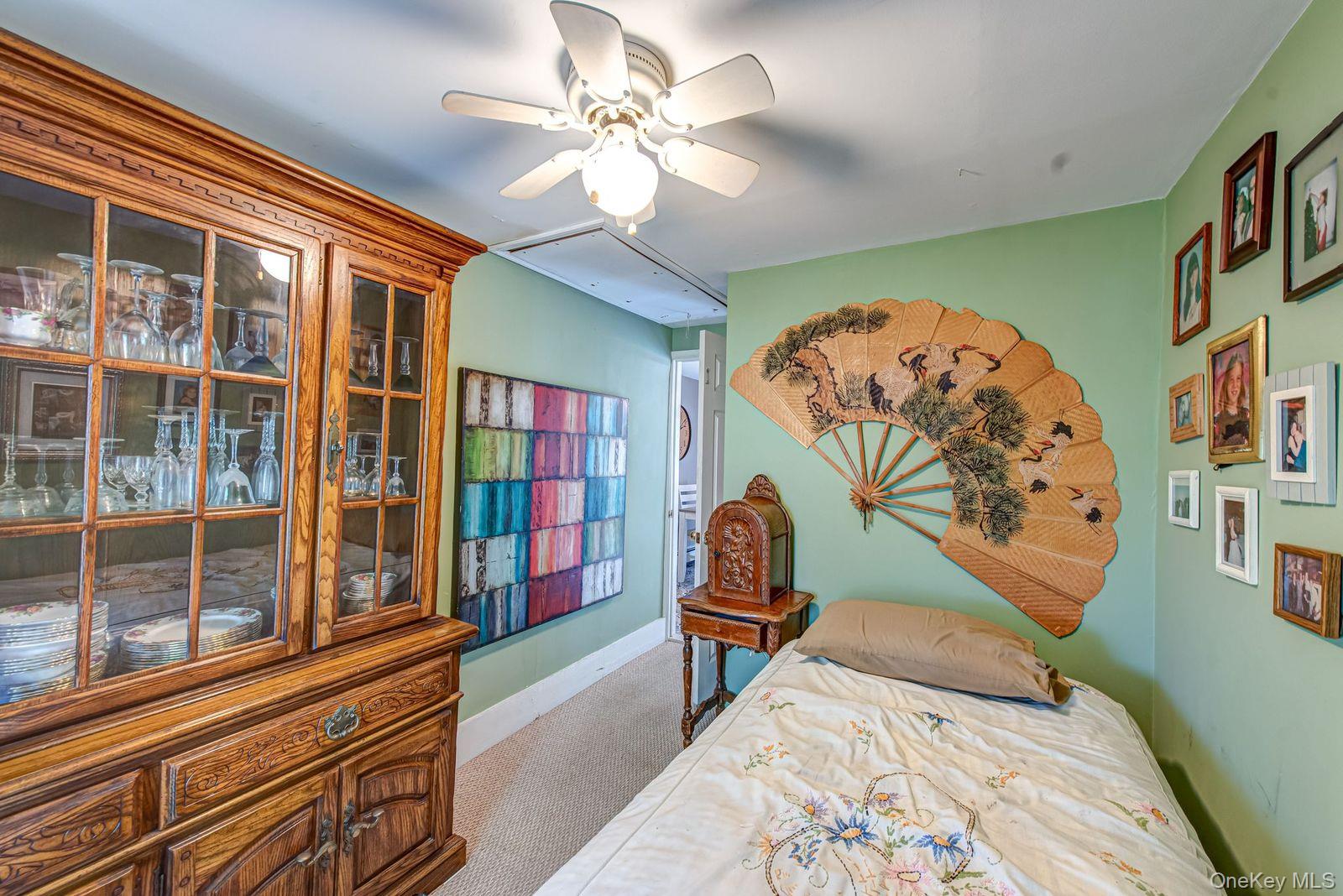 75 Upper Dock Road, Kings Park, NY 11754