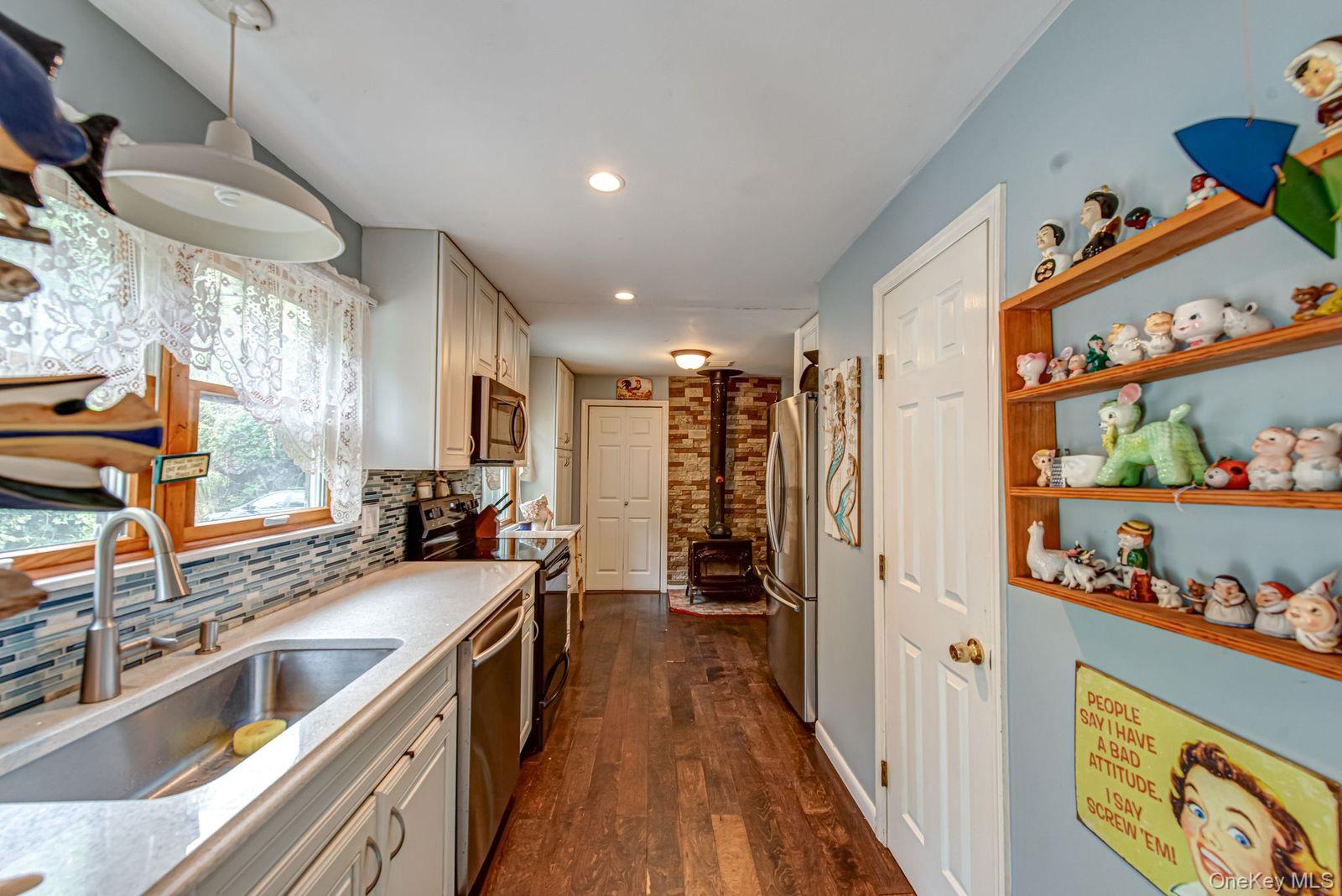 75 Upper Dock Road, Kings Park, NY 11754