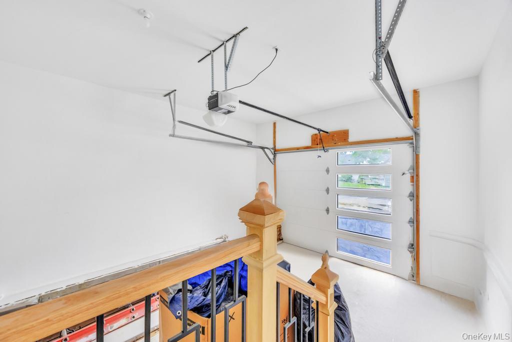 472 Farmranch Road E, Bethpage, NY 11714