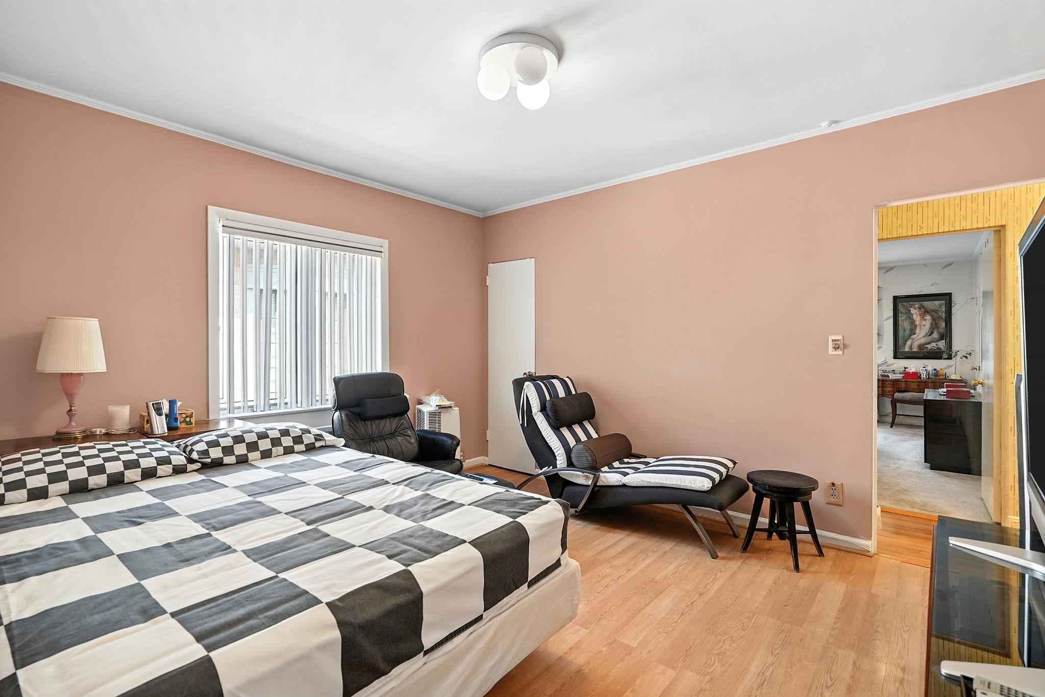 110-39 67 Drive, Forest Hills, NY 11375