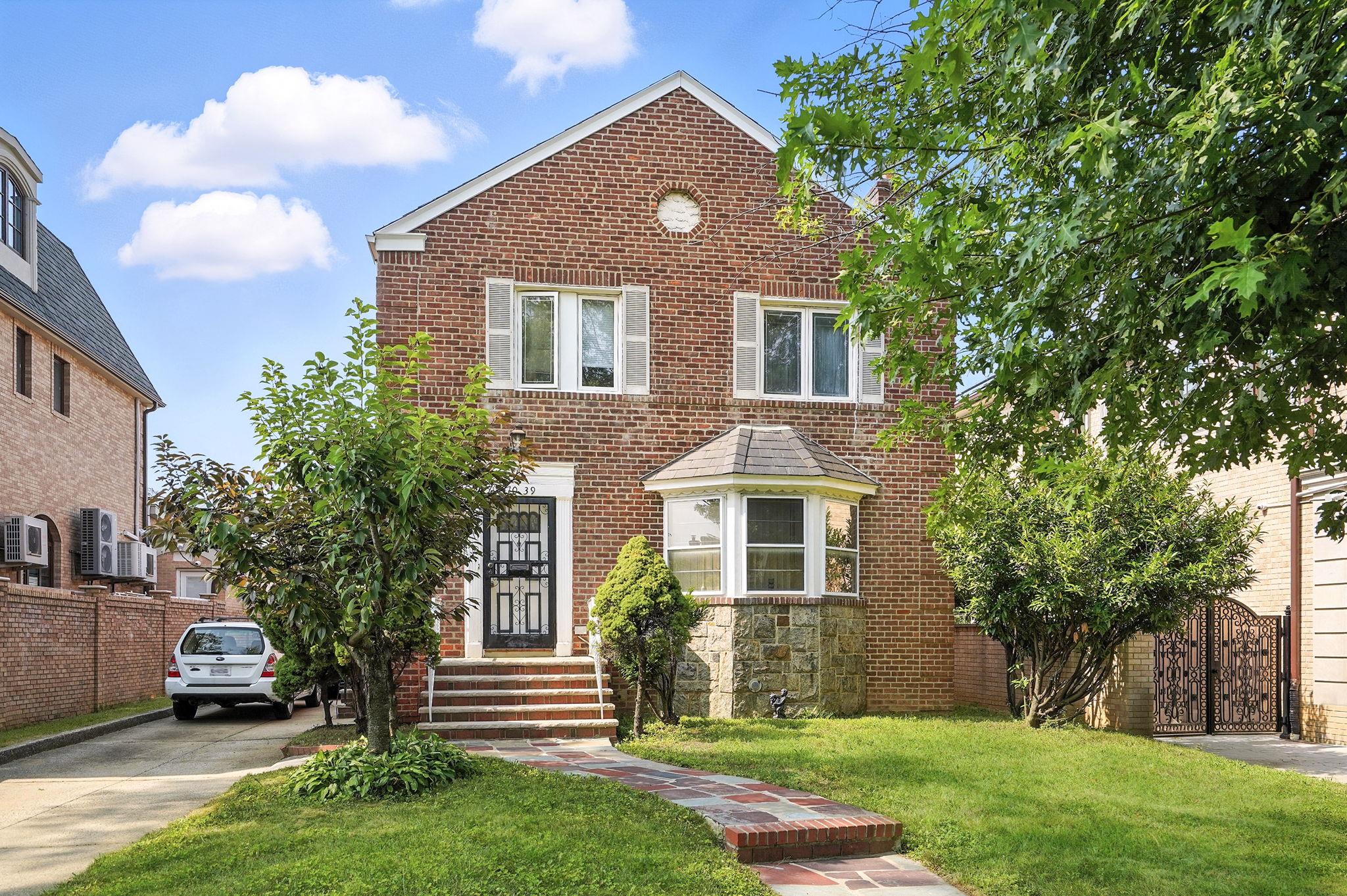 110-39 67 Drive, Forest Hills, NY 11375