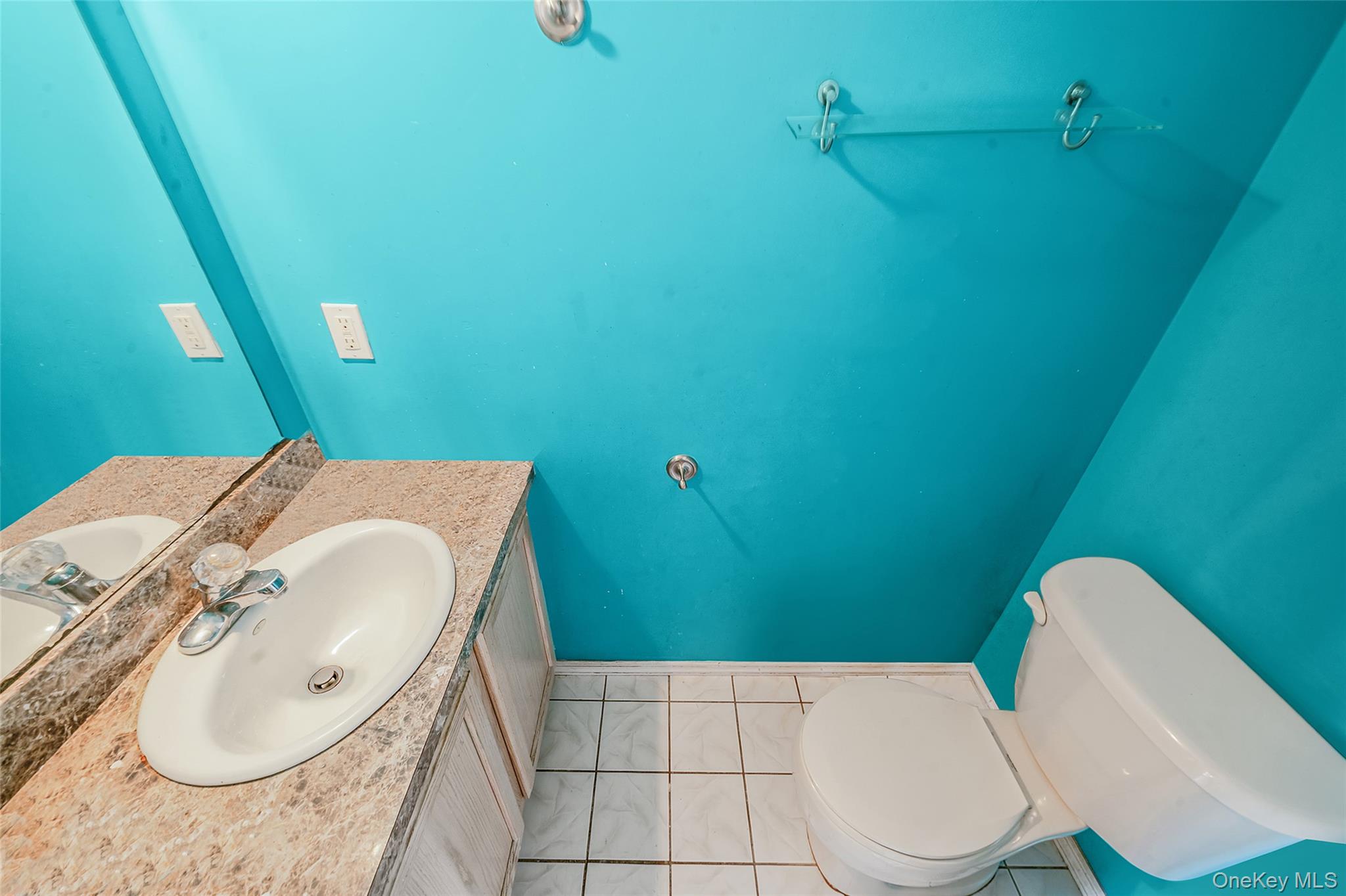 905 Doane Avenue, Bellport, NY 11713