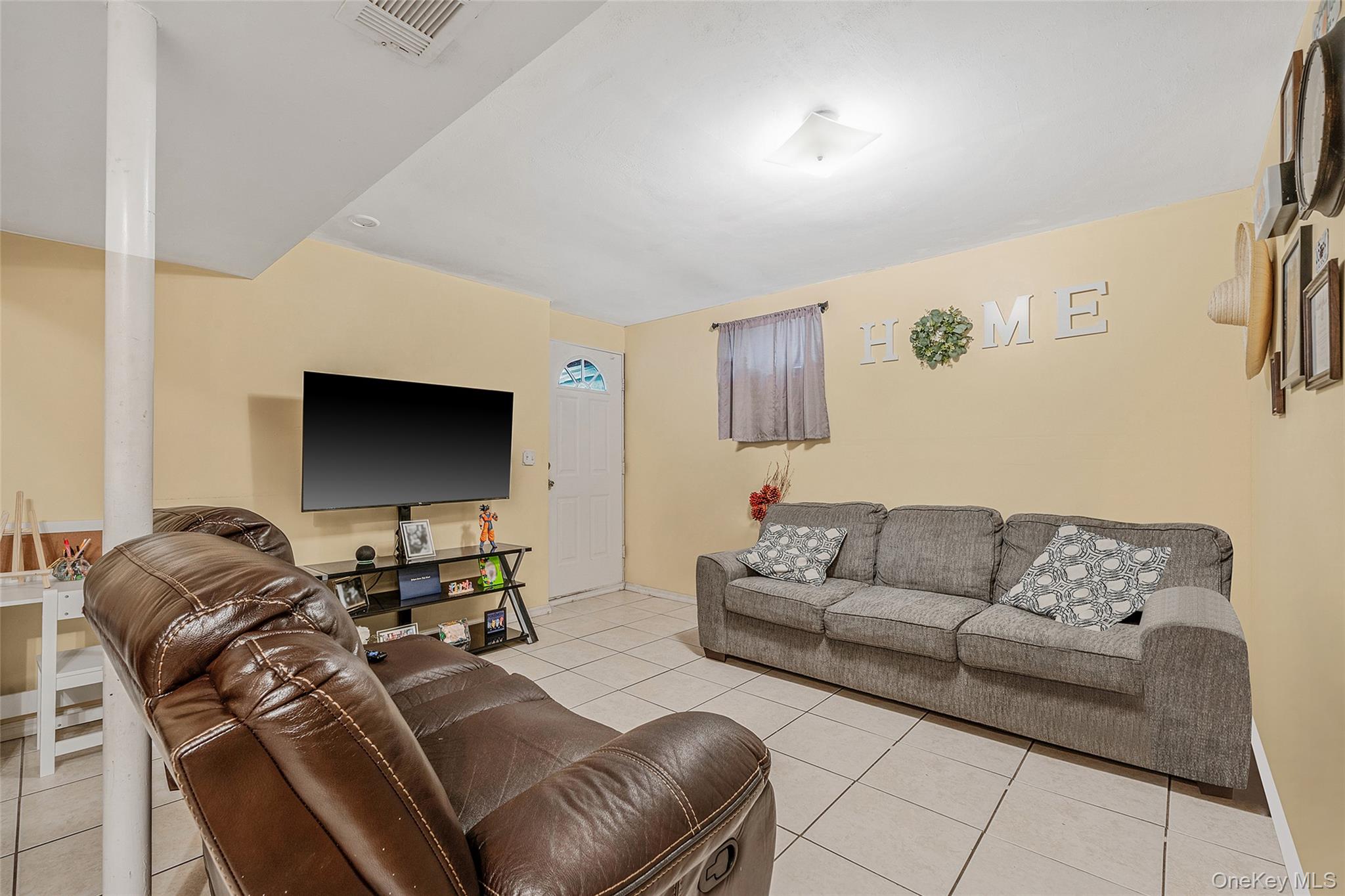 905 Doane Avenue, Bellport, NY 11713