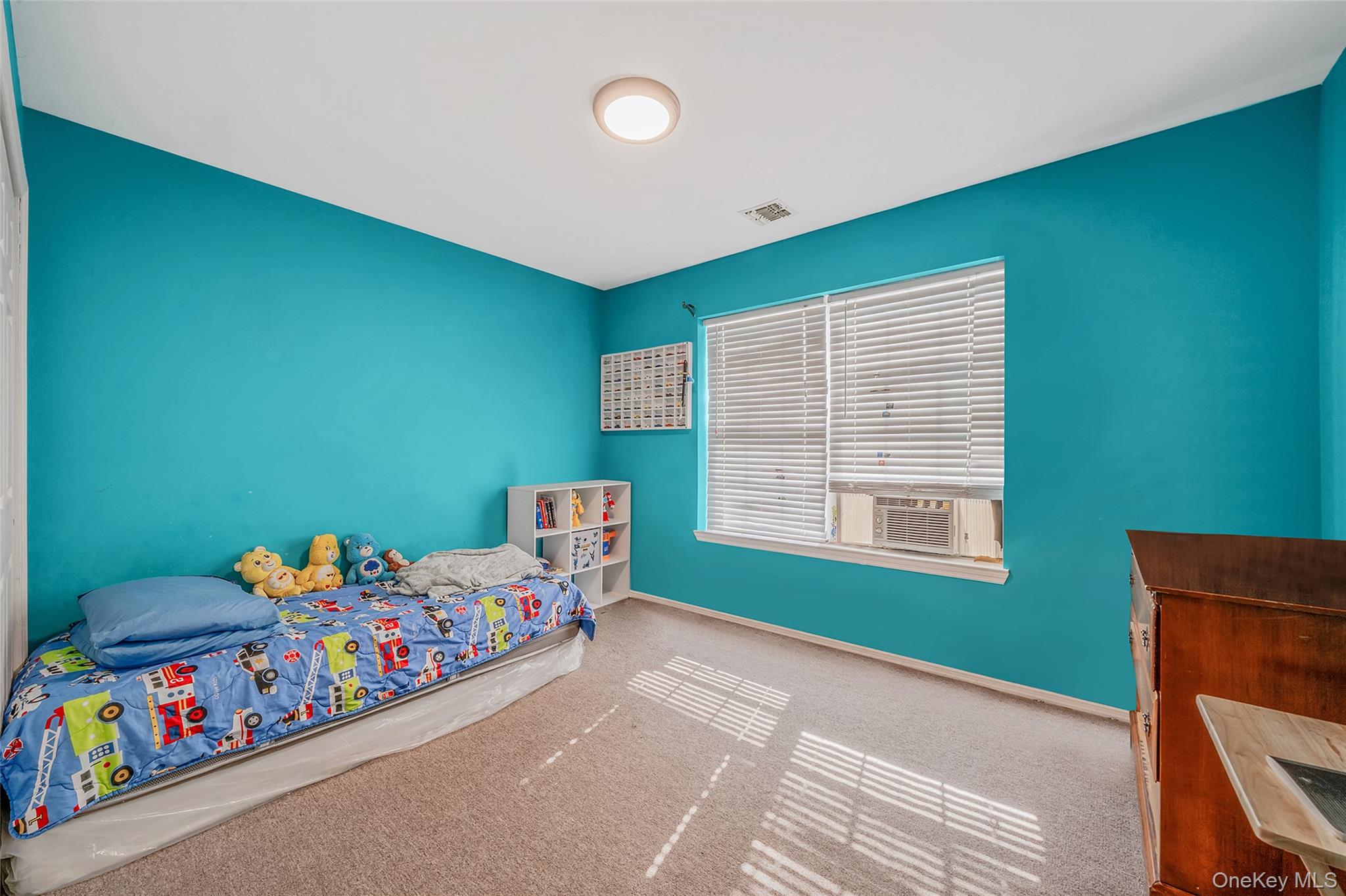 905 Doane Avenue, Bellport, NY 11713