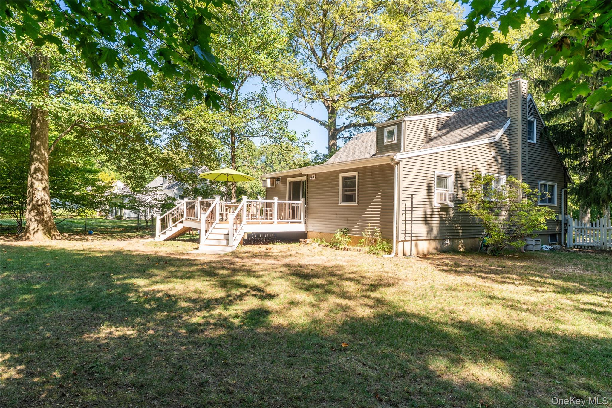 5 Bellows Lane, New City, NY 10956