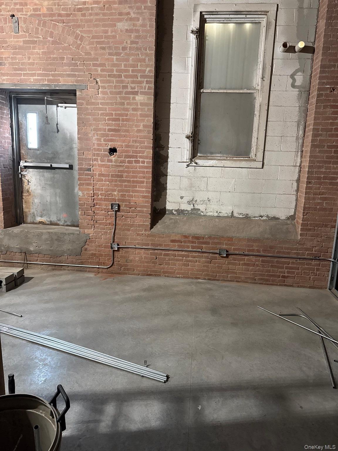 2214 Whitesboro, Other, NY