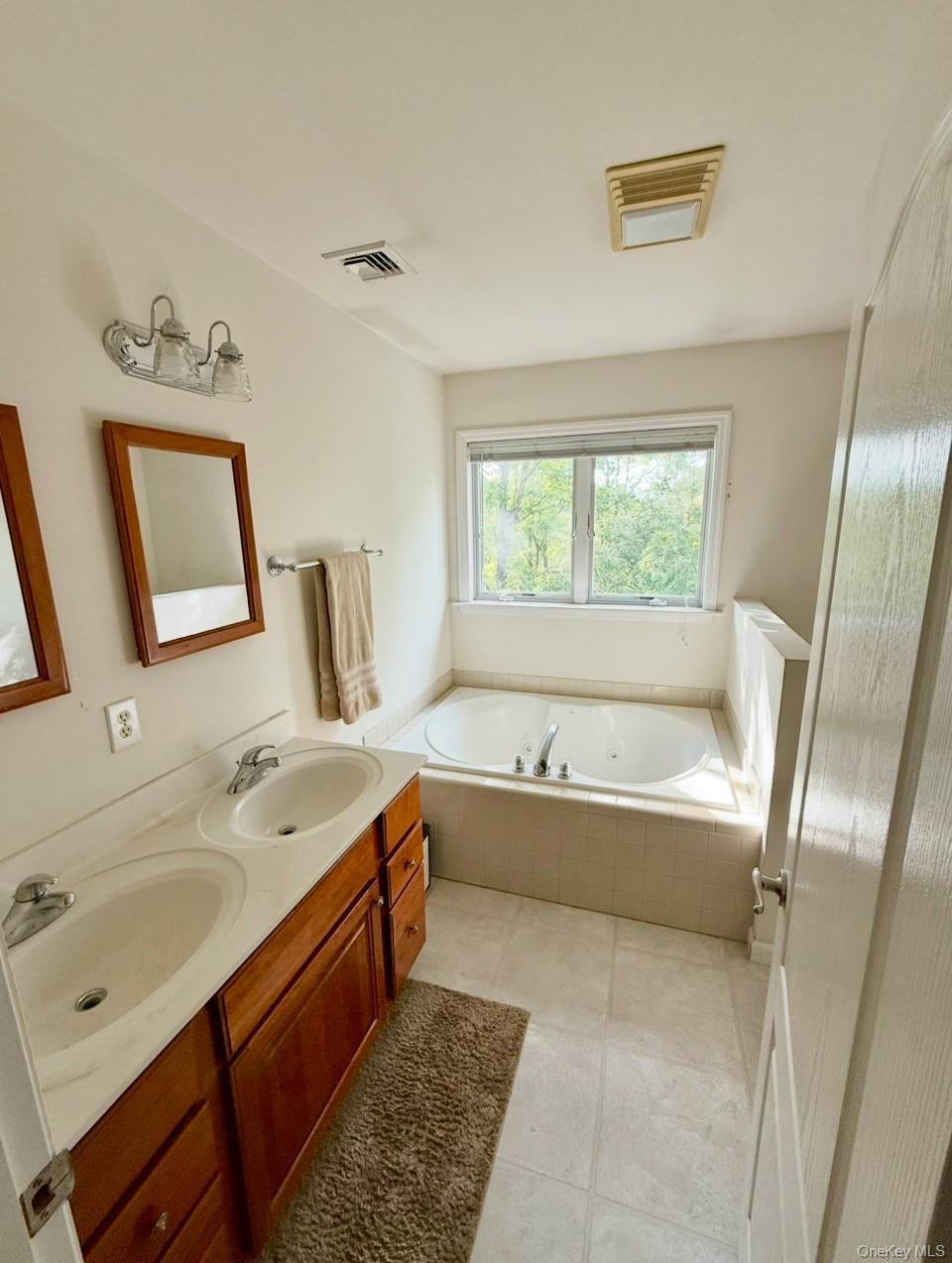 2357 Granville Court, Yorktown Heights, NY 10598