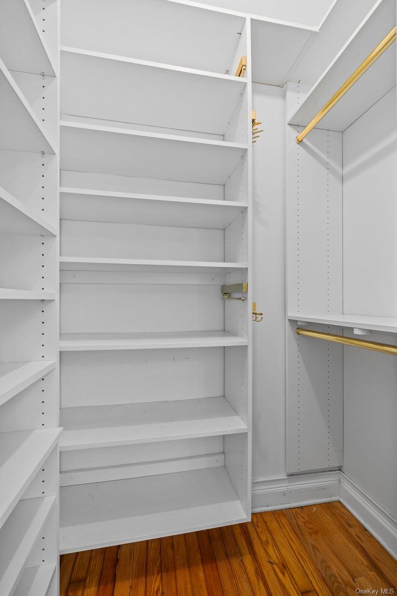 525 W 238th Street # 1L, Bronx, NY 10463