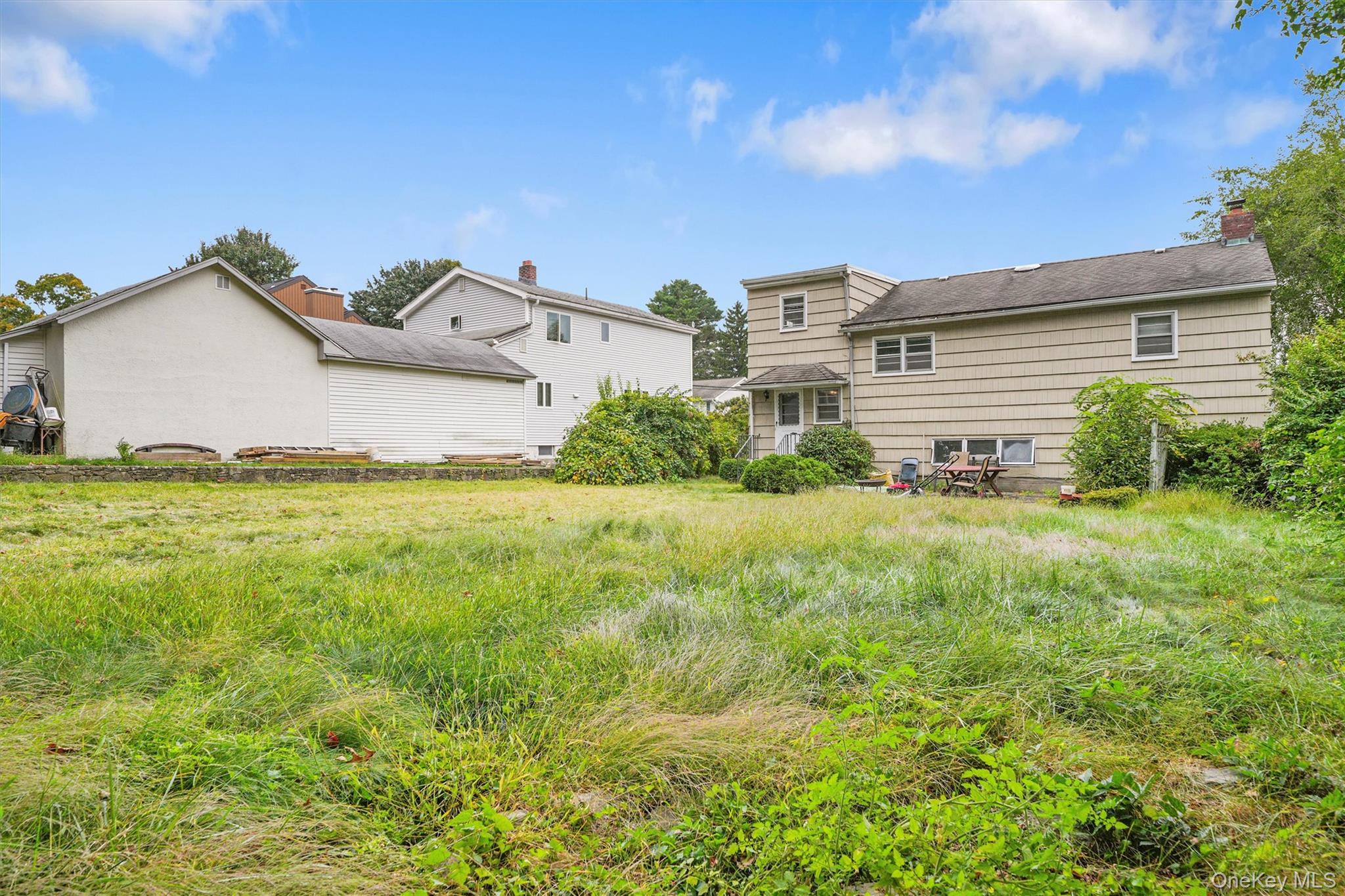 65 Westlake Drive, Thornwood, NY 10594