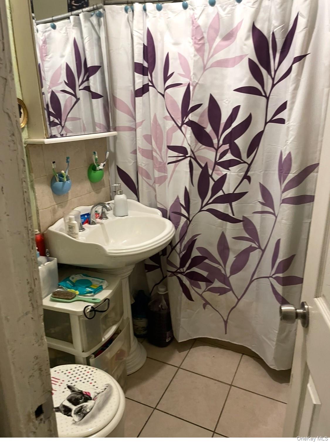 39-17 65 Pl, Woodside, NY 11377