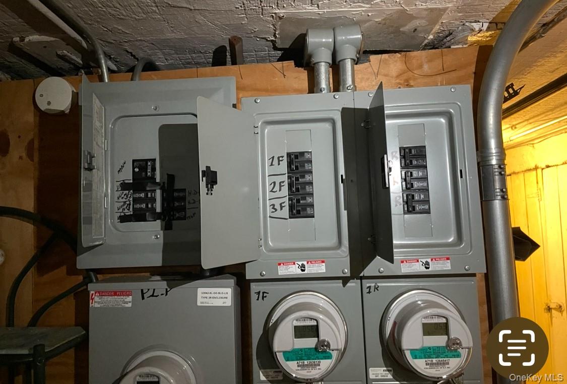 39-17 65 Pl, Woodside, NY 11377