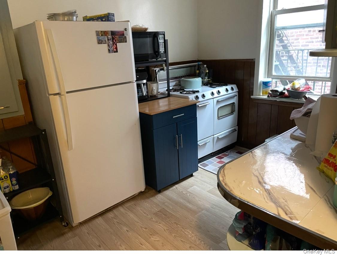 39-17 65 Pl, Woodside, NY 11377