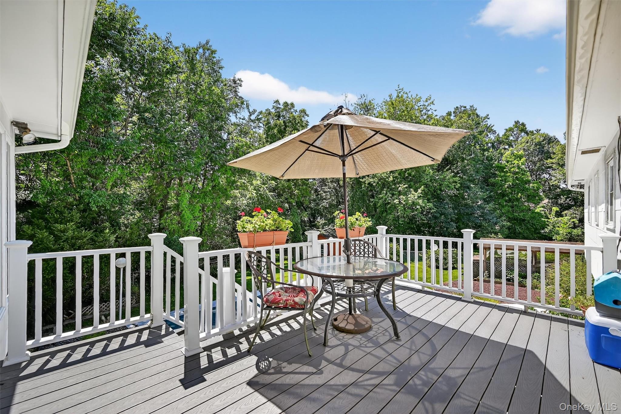 6 Danlyn Court, New City, NY 10956