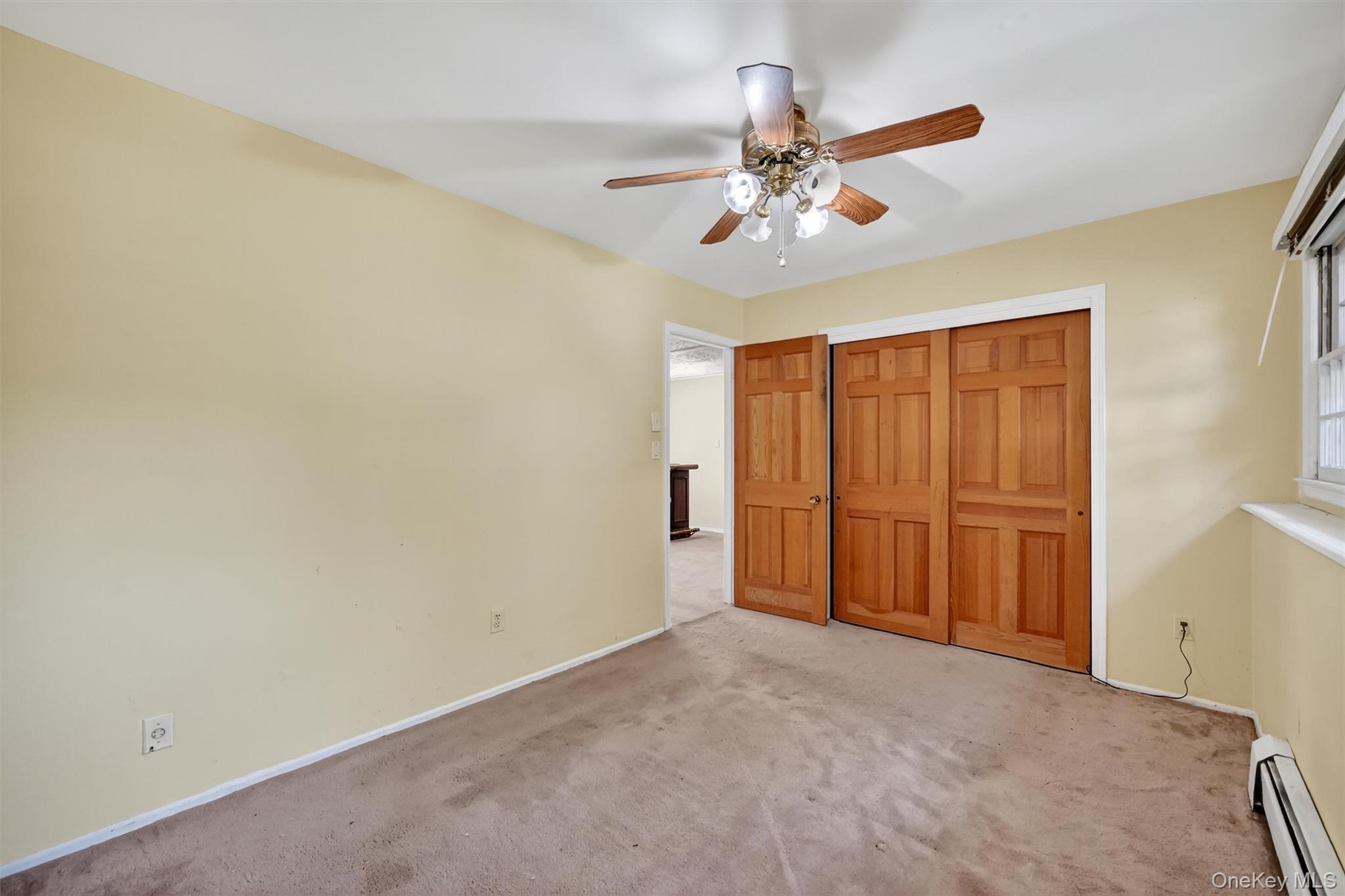 6 Danlyn Court, New City, NY 10956