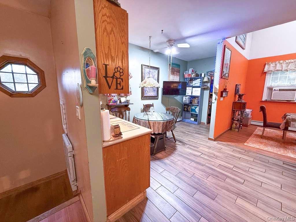 6 Windsor Place, Lynbrook, NY 11563