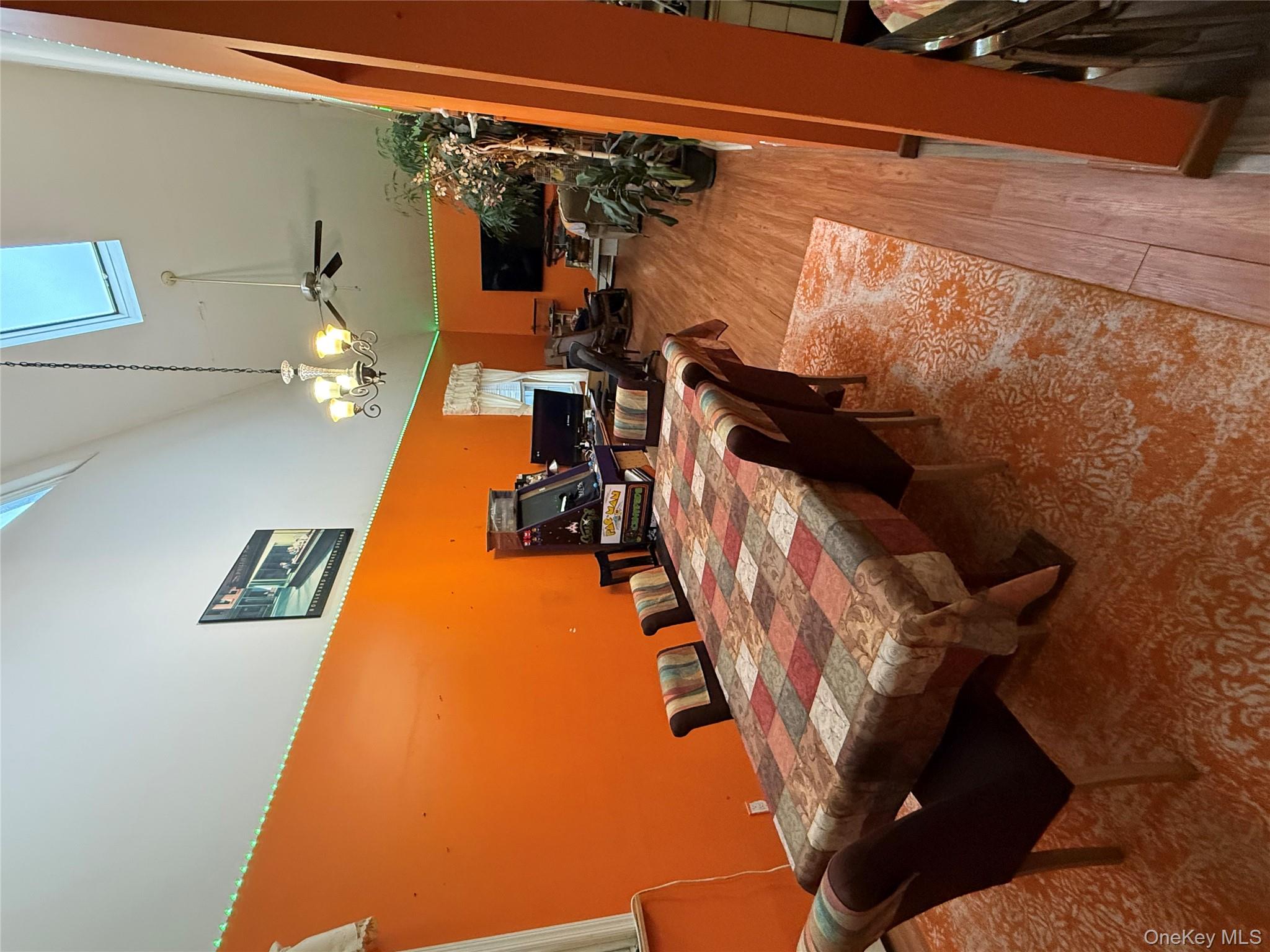 6 Windsor Place, Lynbrook, NY 11563