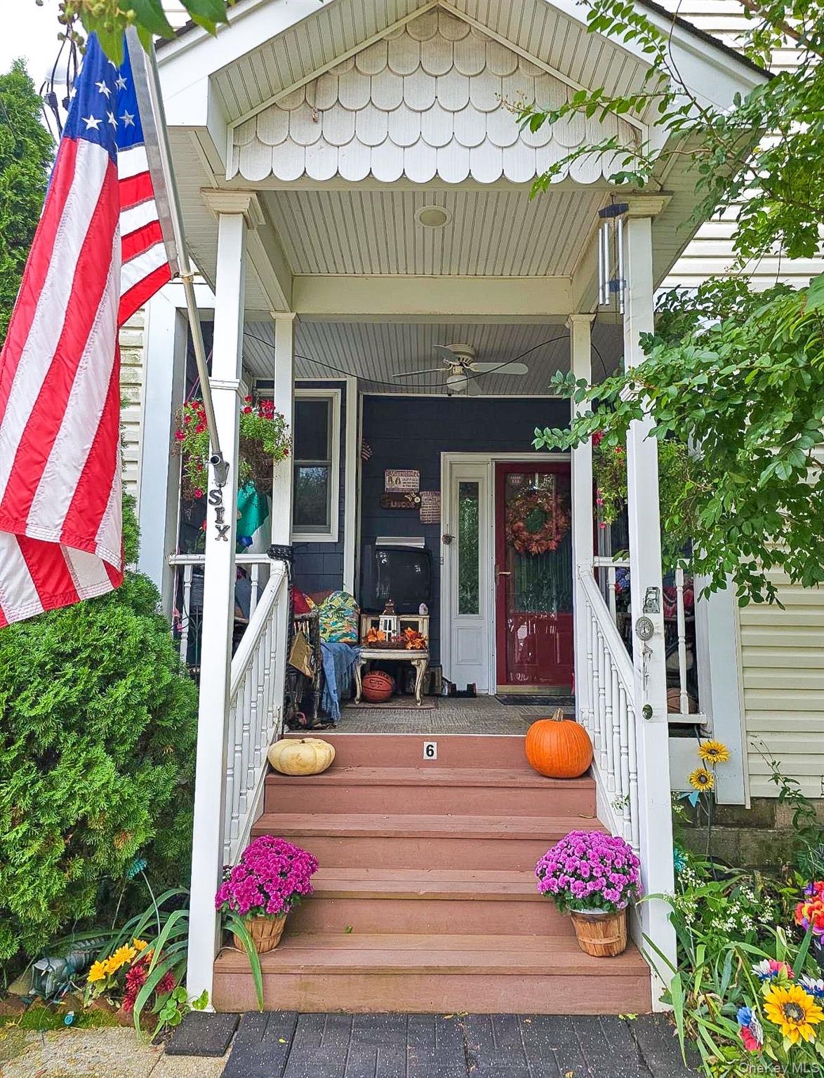 6 Windsor Place, Lynbrook, NY 11563