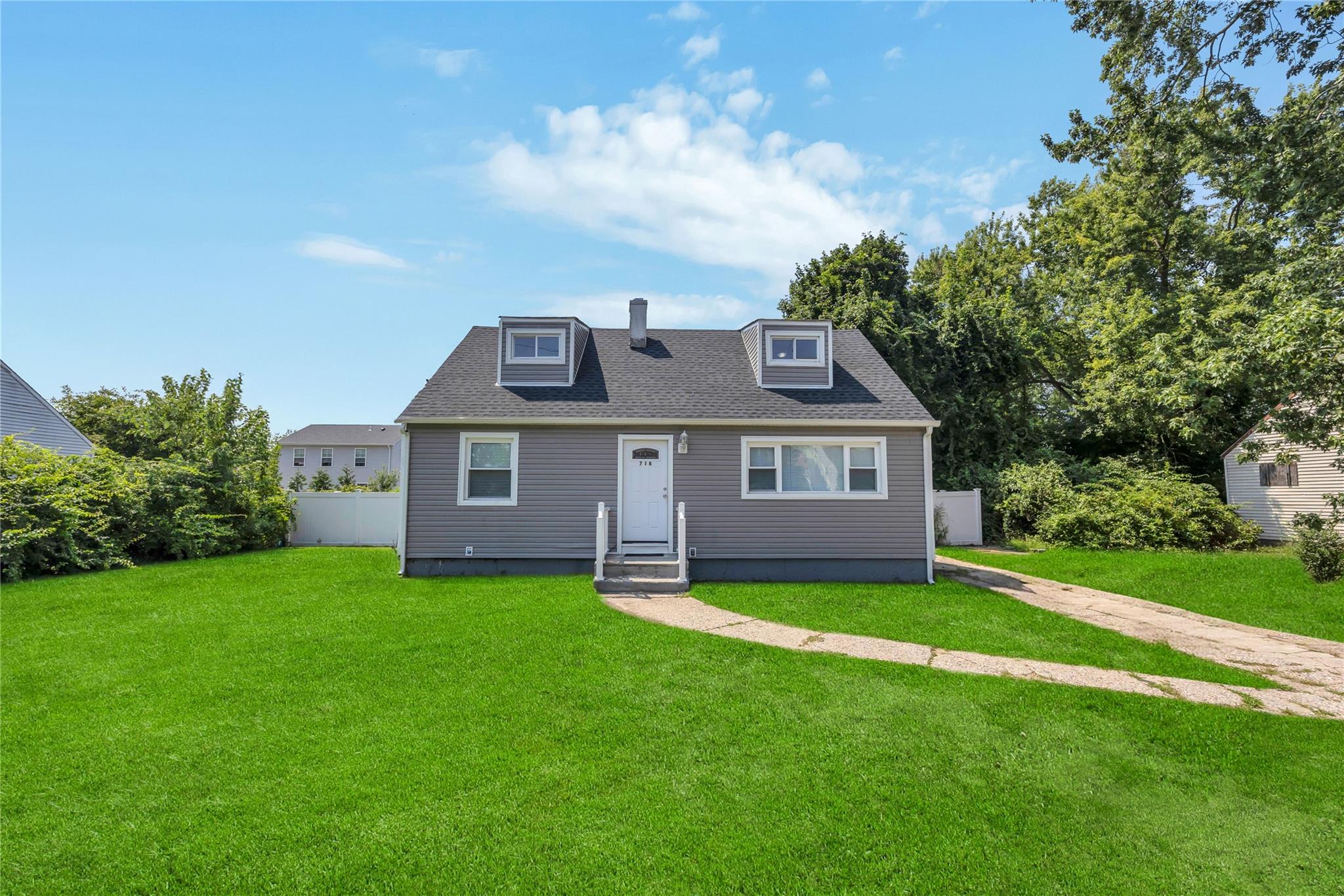 718 Taylor Avenue, East Patchogue, NY 11772