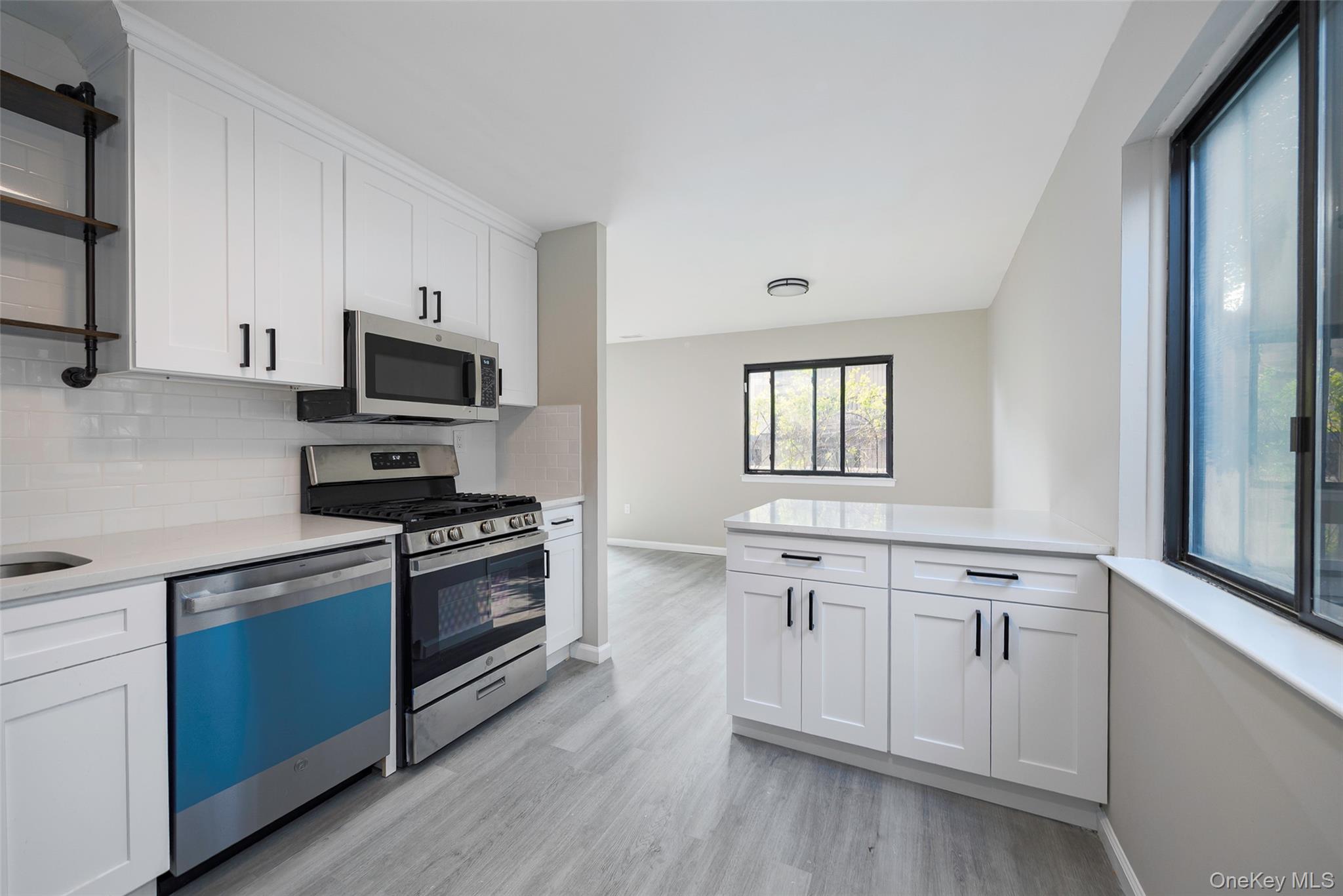 2206 Mulberry Court, Poughkeepsie, NY 12603