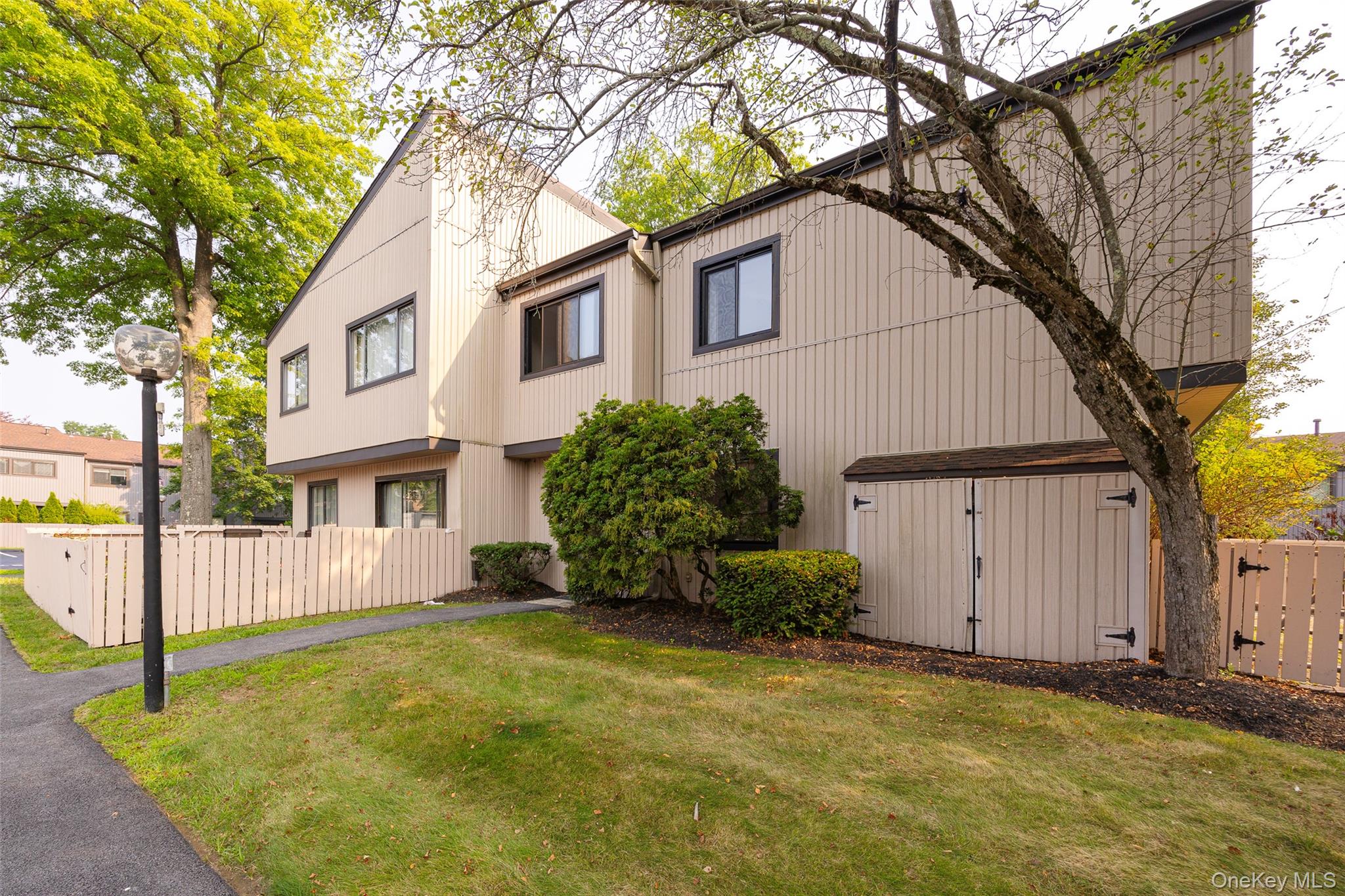 2206 Mulberry Court, Poughkeepsie, NY 12603