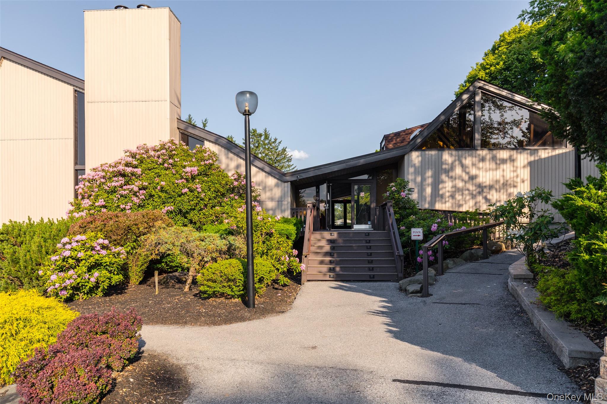 2206 Mulberry Court, Poughkeepsie, NY 12603