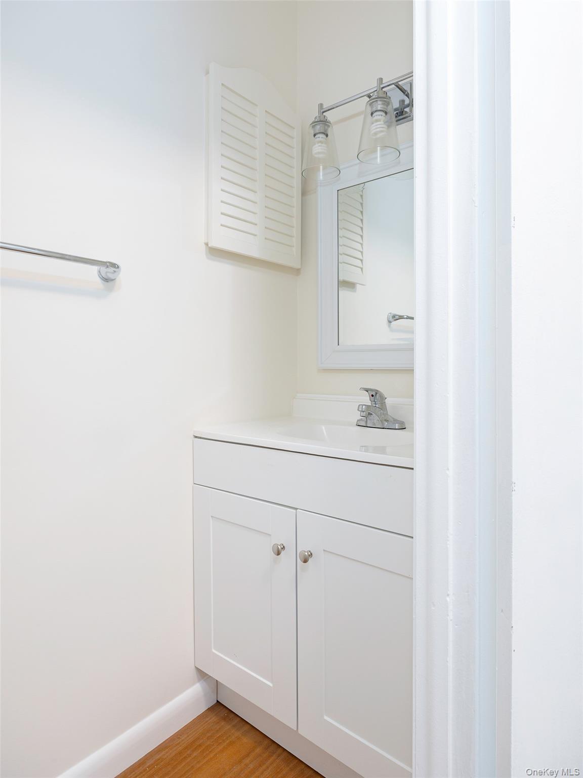 2206 Mulberry Court, Poughkeepsie, NY 12603