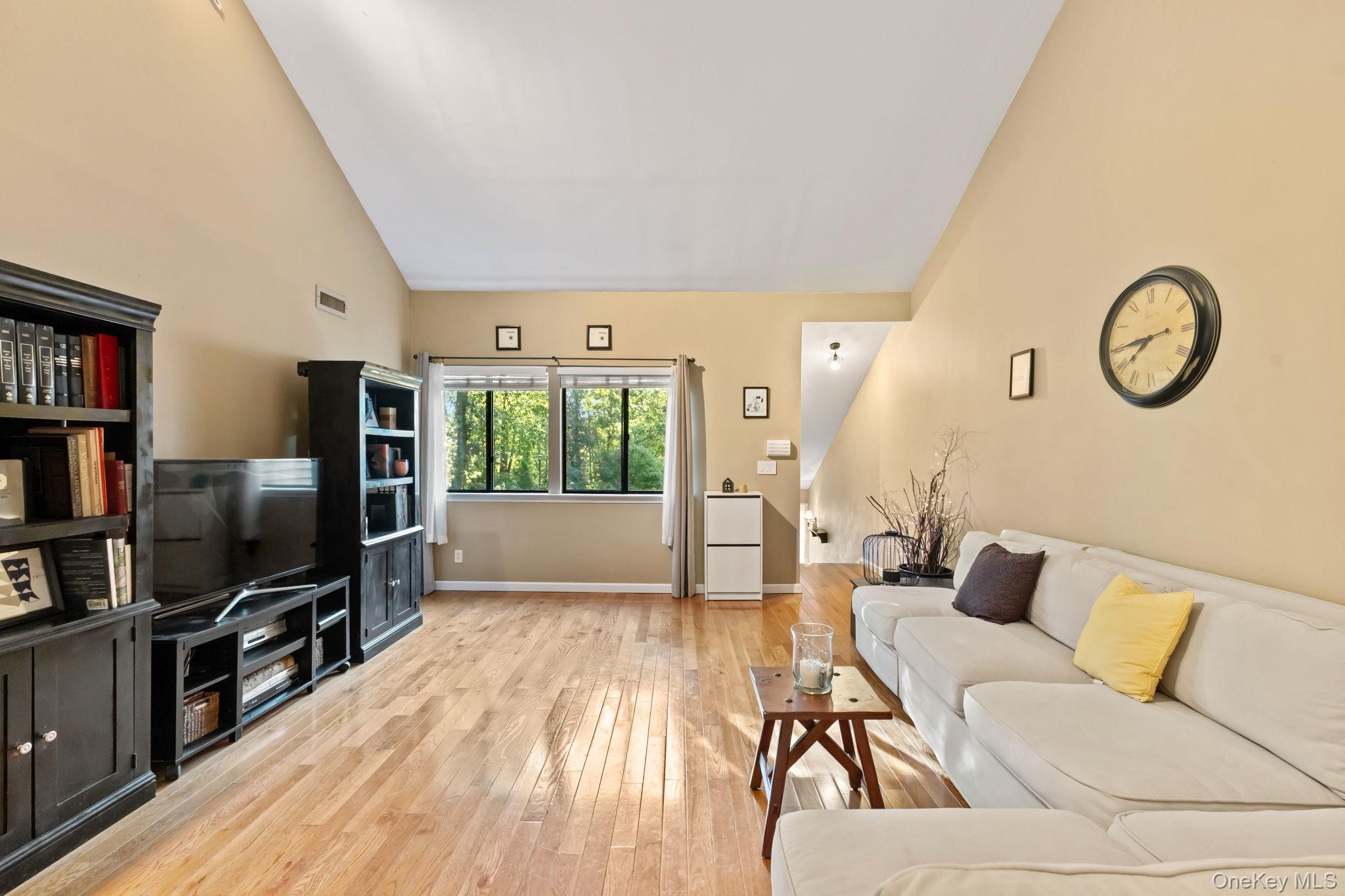 156 Stone Meadow, South Salem, NY 10590