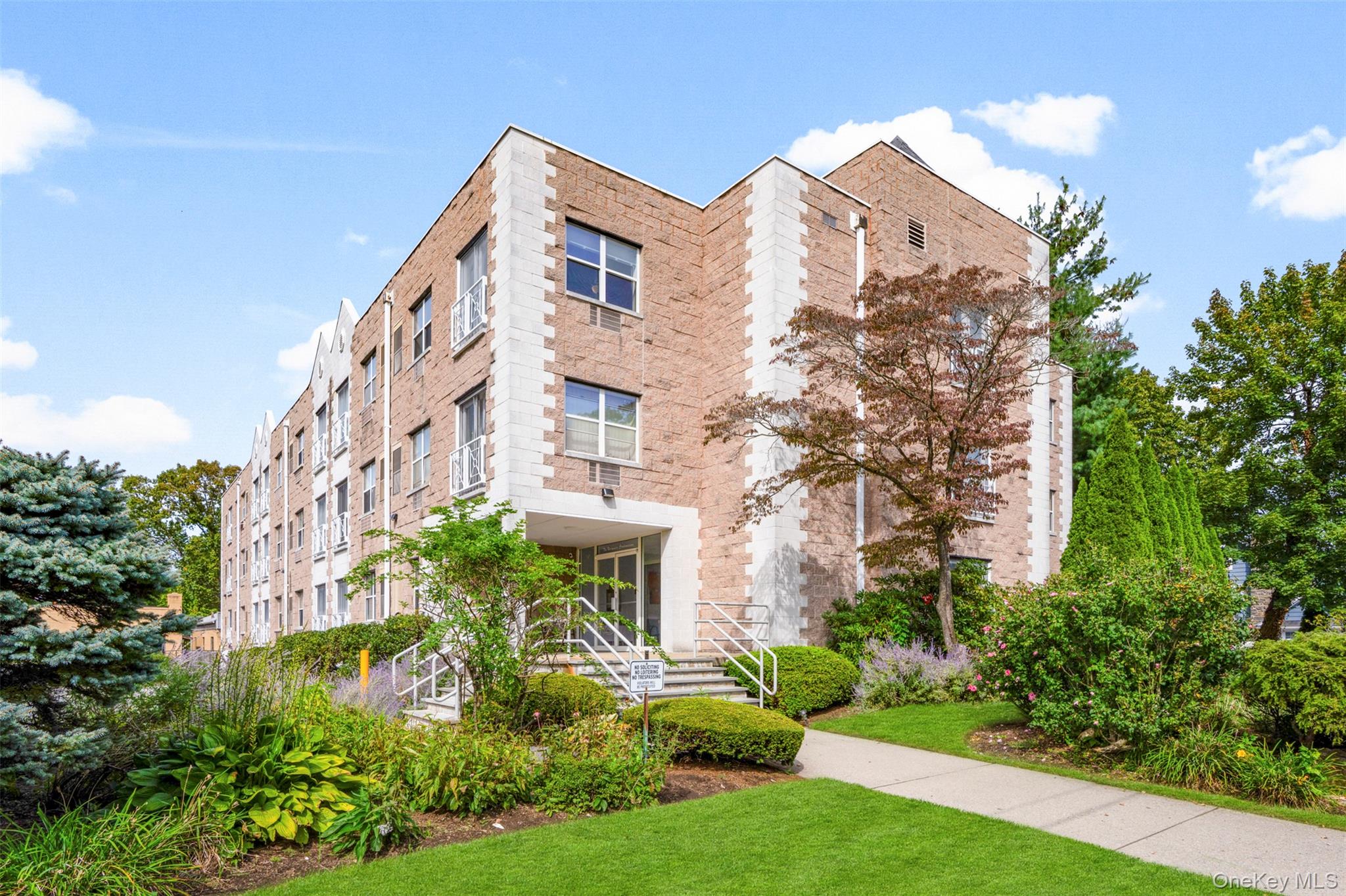 501 N Barry Avenue # 3M, Mamaroneck, NY 10543