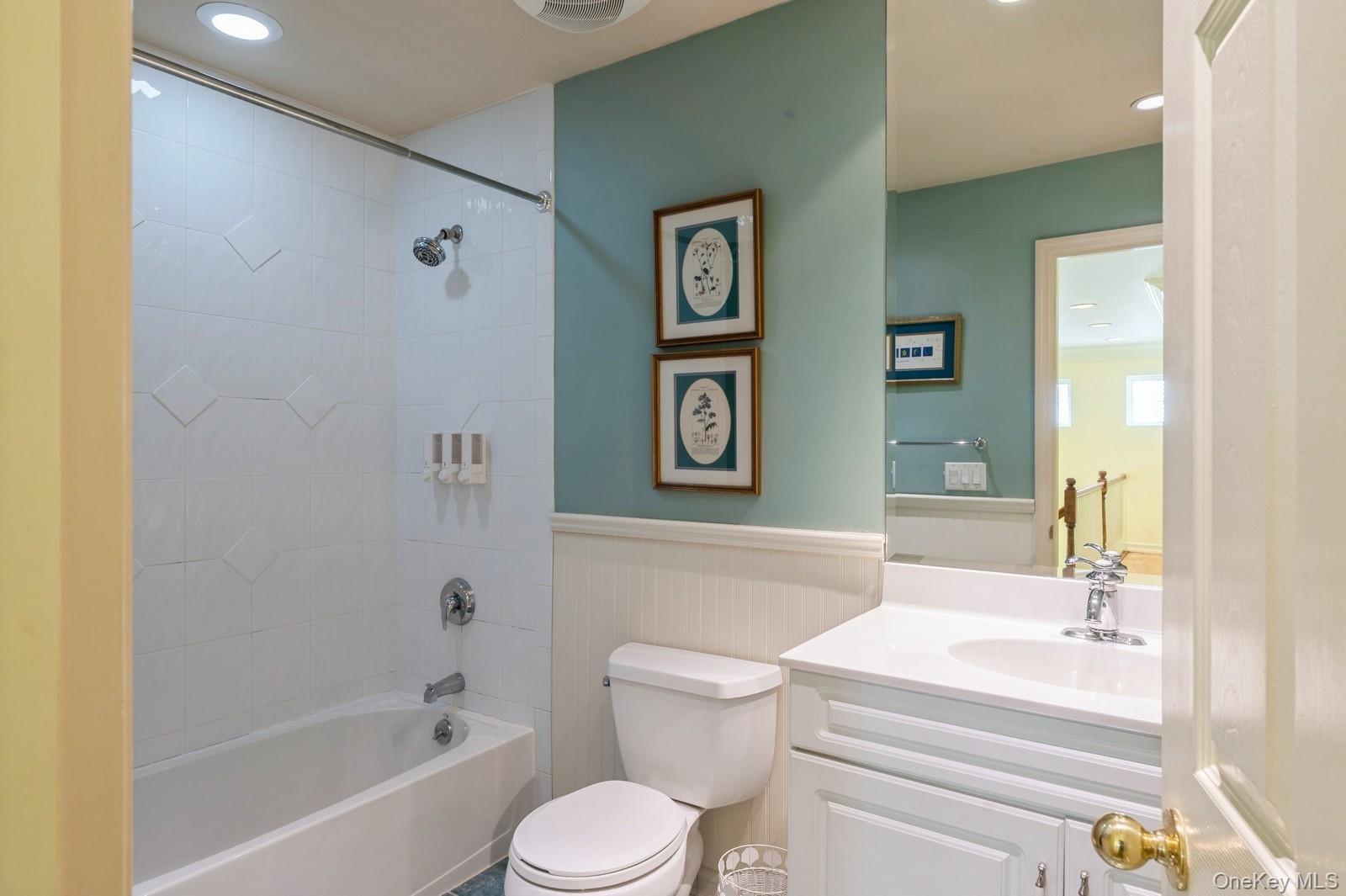 51 Dune Drive # 51, Jamesport, NY 11947