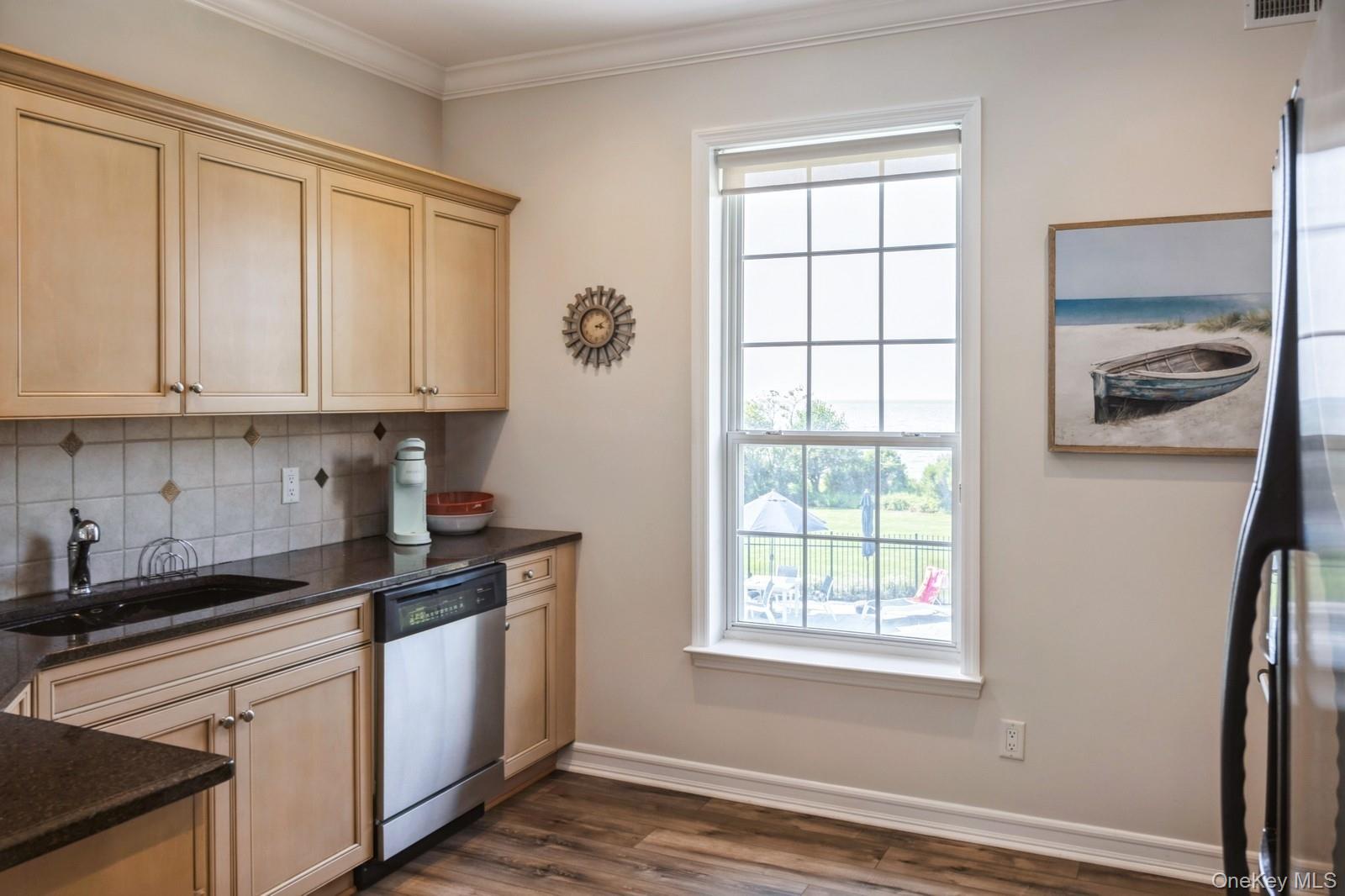 51 Dune Drive # 51, Jamesport, NY 11947