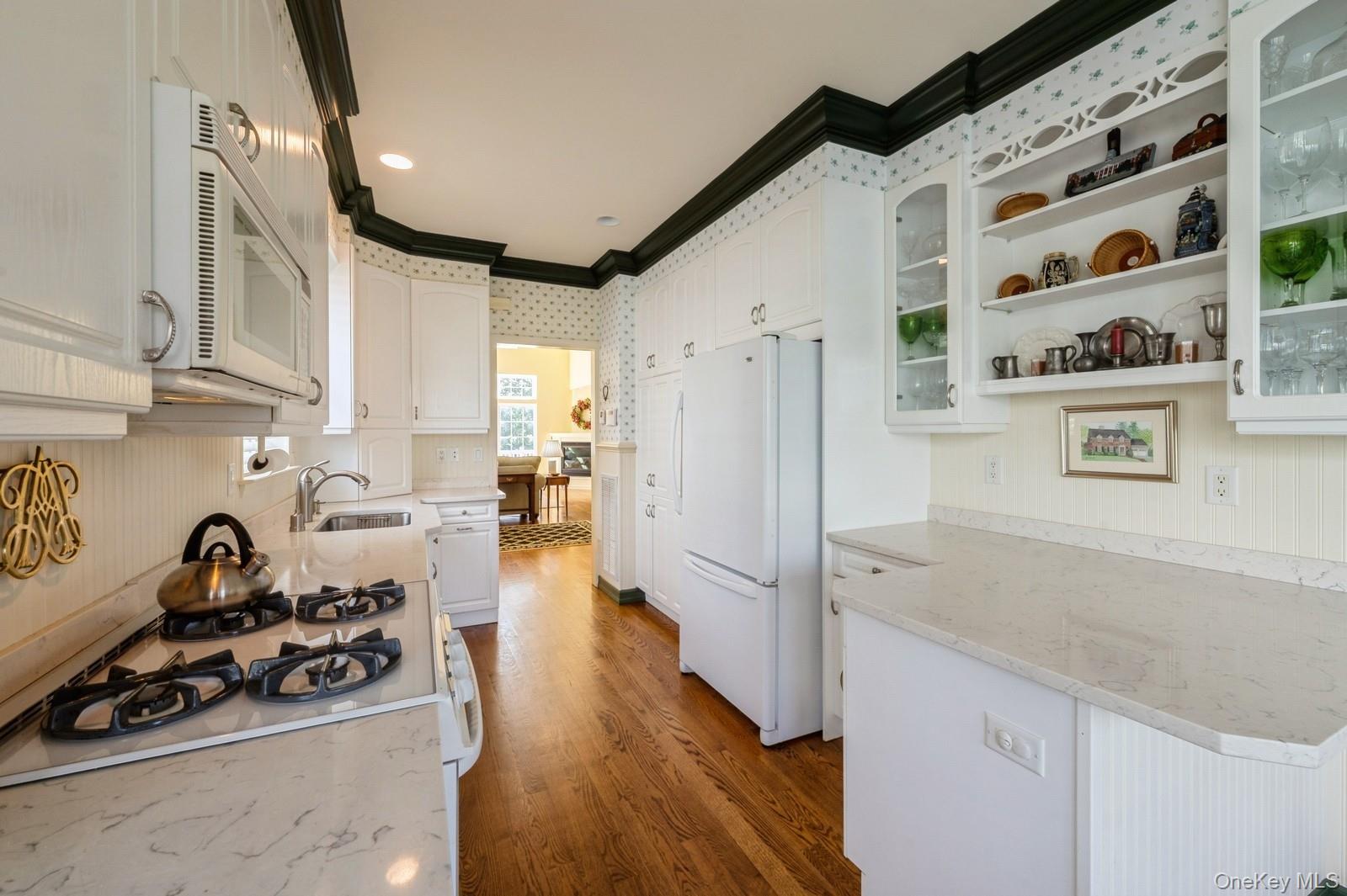 51 Dune Drive # 51, Jamesport, NY 11947