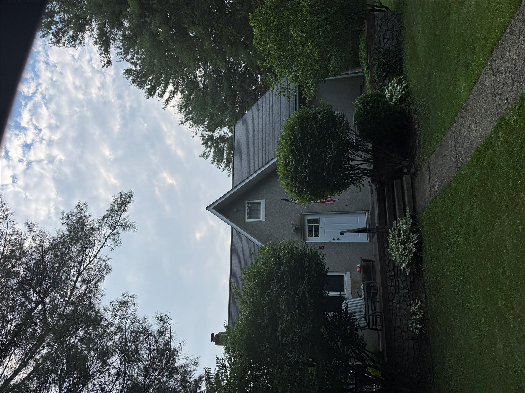 8 Easy Street, Poughkeepsie, NY 12603