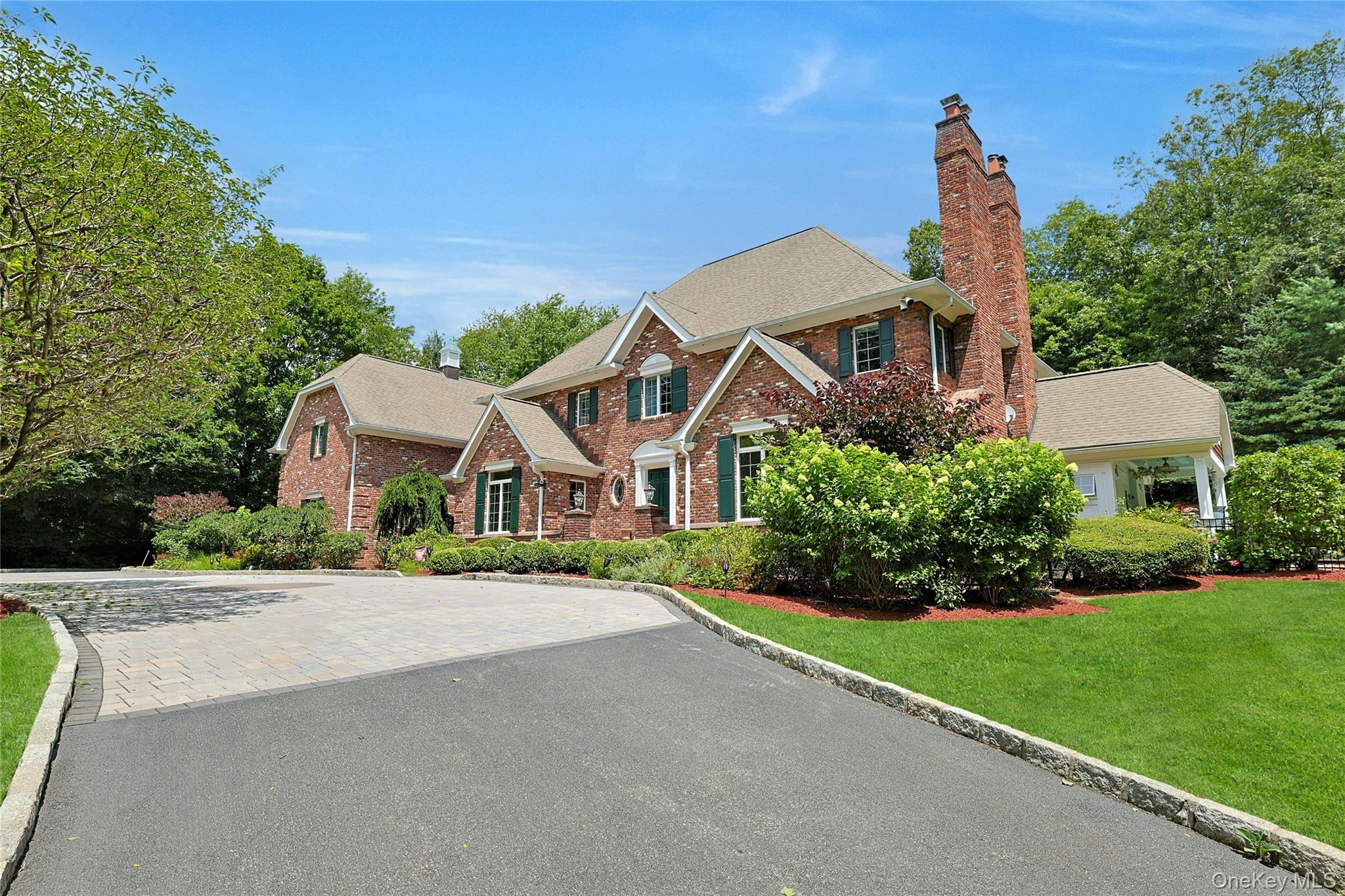 10 Hidden Oak Road, Armonk, NY 10504