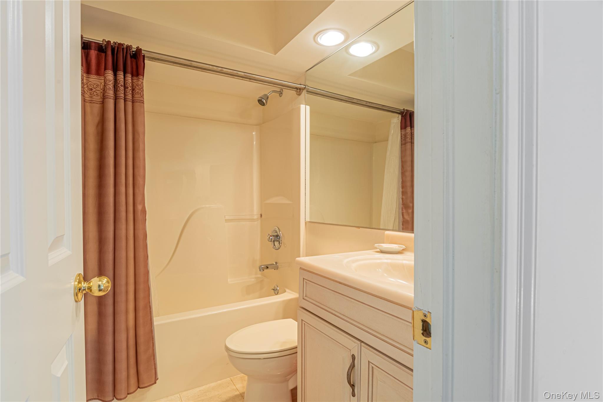 291 Woodmont Road, Hopewell Junction, NY 12533