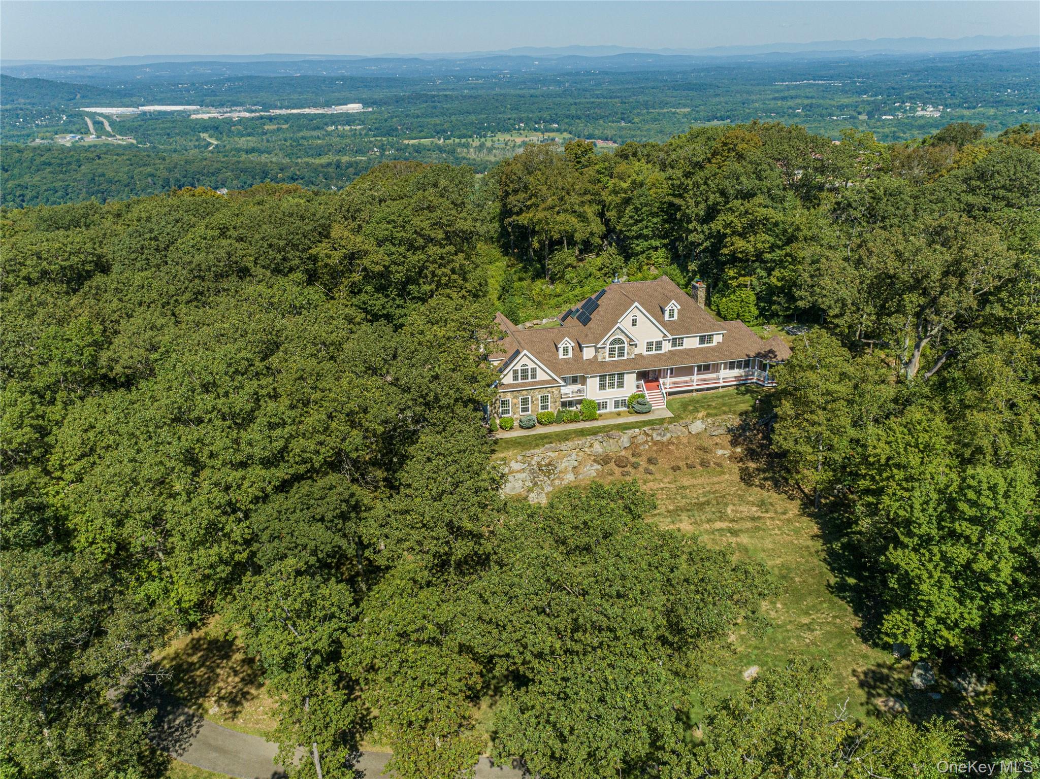 291 Woodmont Road, Hopewell Junction, NY 12533