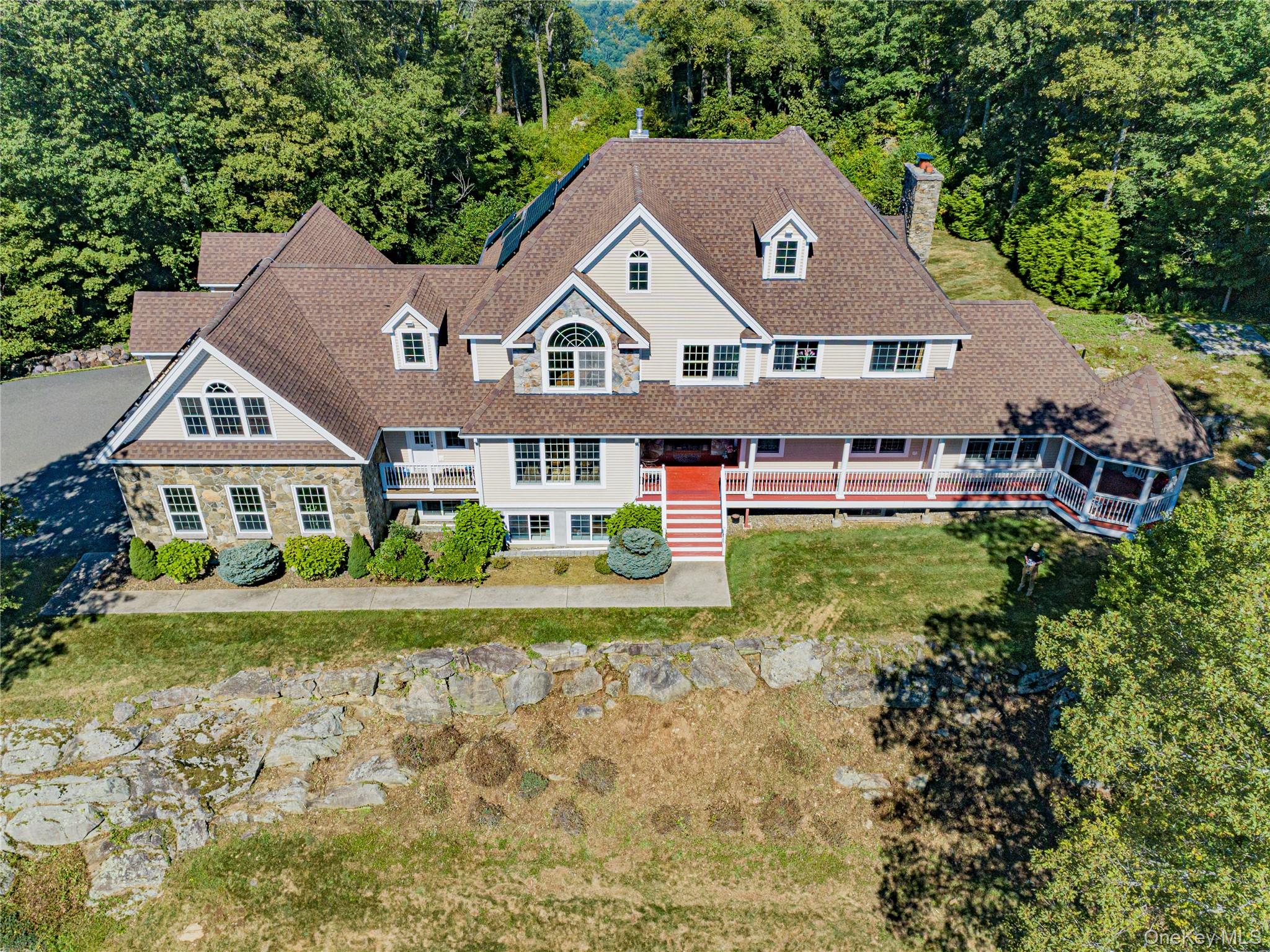 291 Woodmont Road, Hopewell Junction, NY 12533