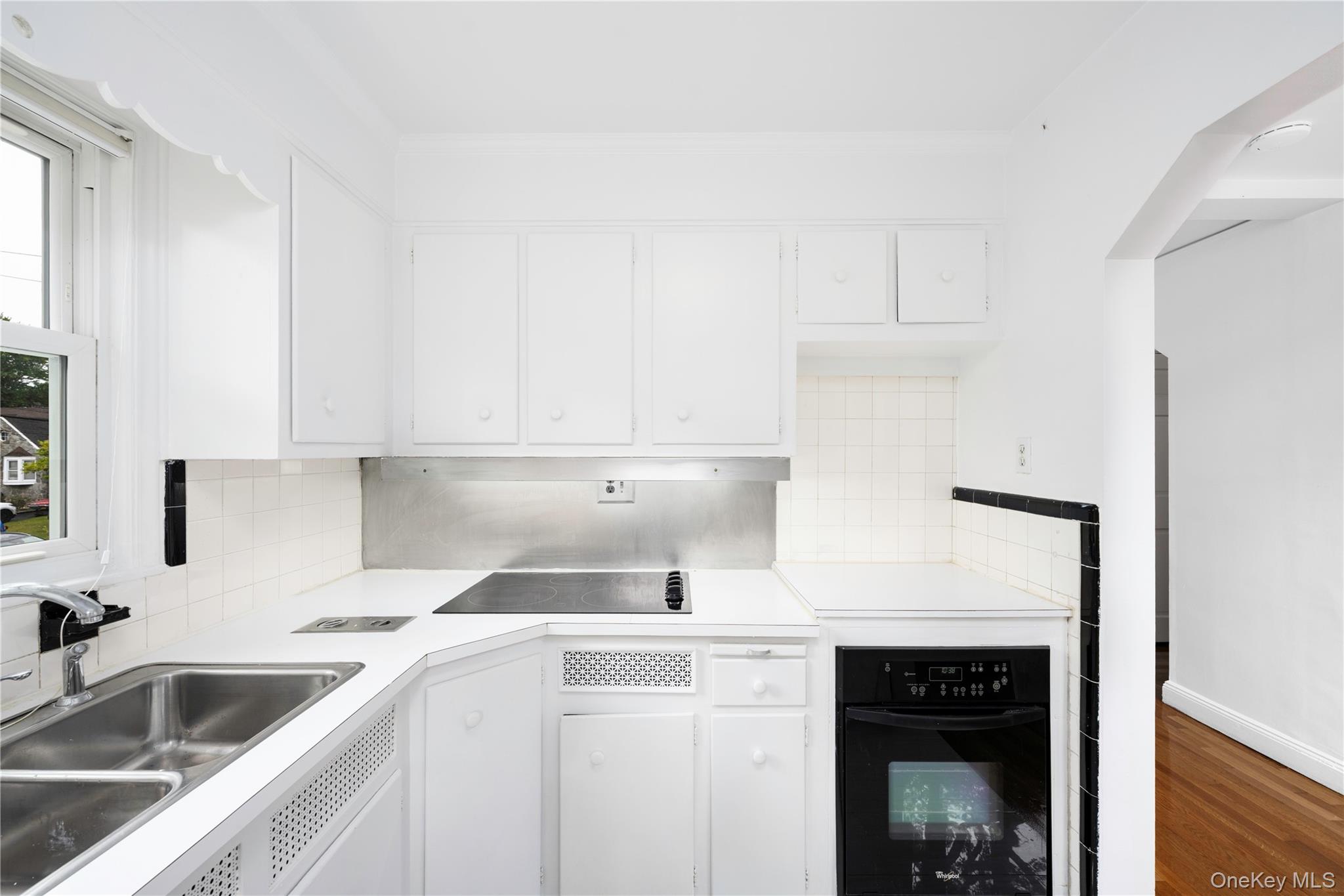 38 Gramercy Avenue, Yonkers, NY 10701