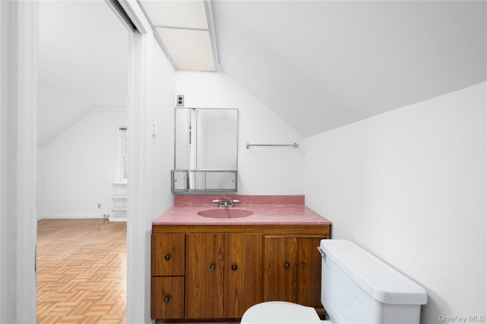 38 Gramercy Avenue, Yonkers, NY 10701