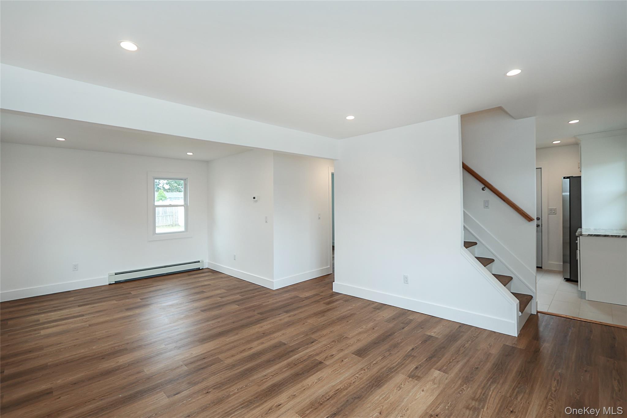 50 Carlls Path, North Babylon, NY 11703