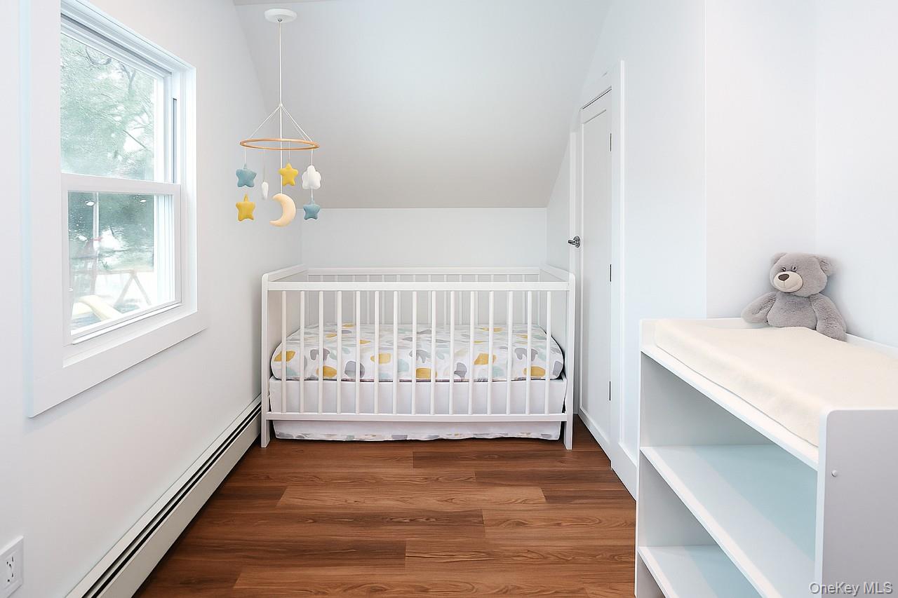 50 Carlls Path, North Babylon, NY 11703