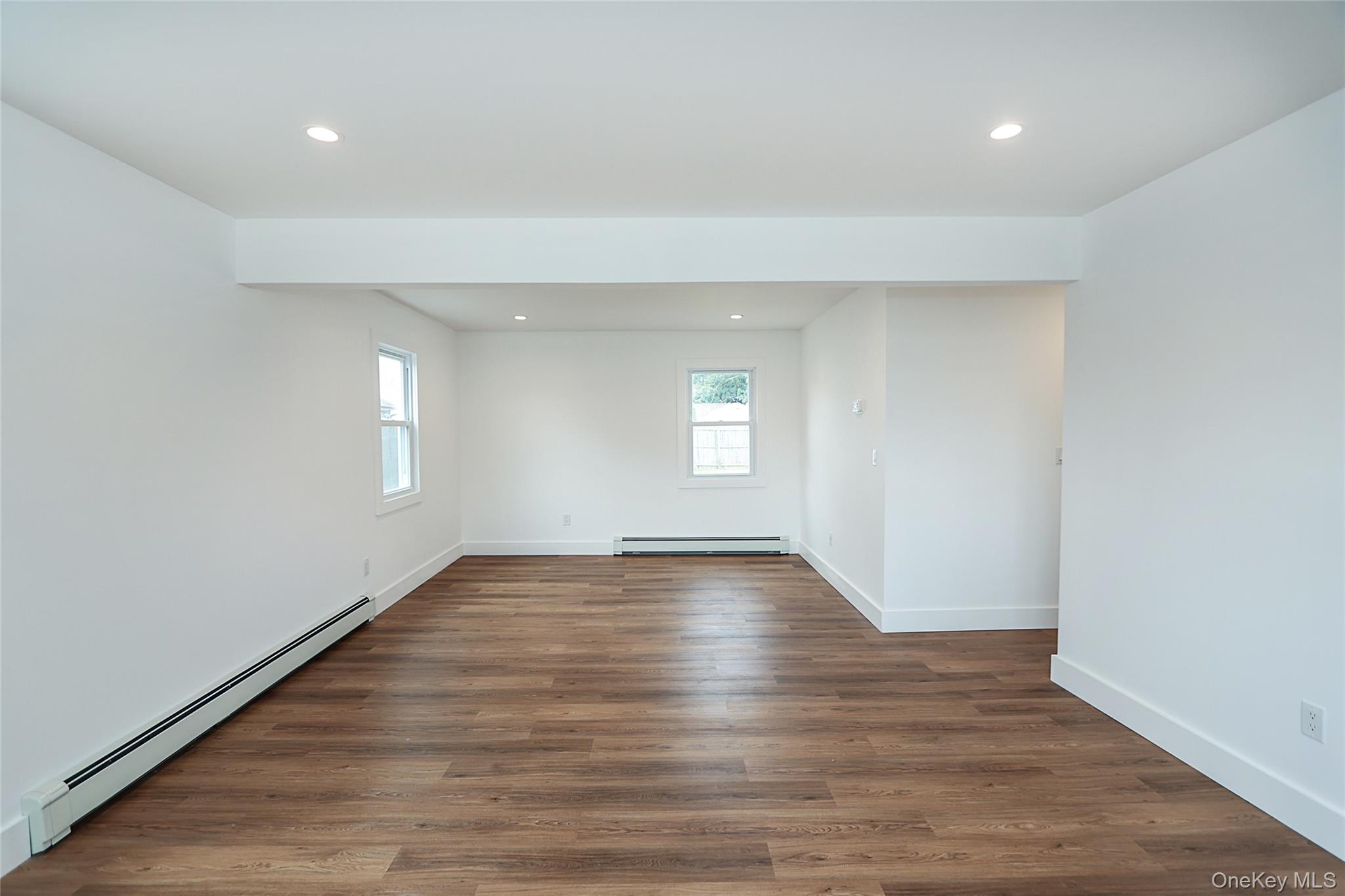 50 Carlls Path, North Babylon, NY 11703