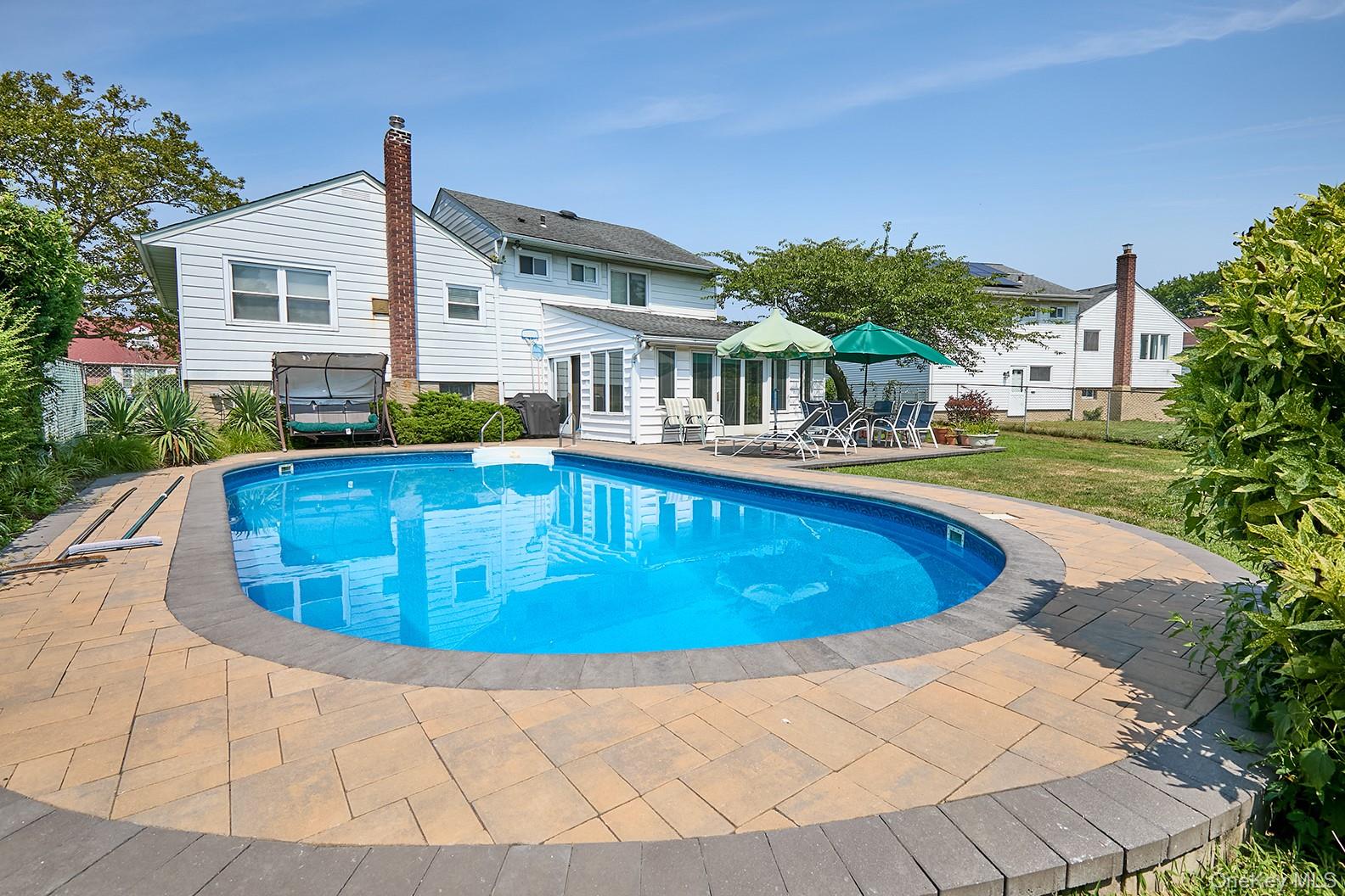 1067 Ashley Drive, Valley Stream, NY 11580